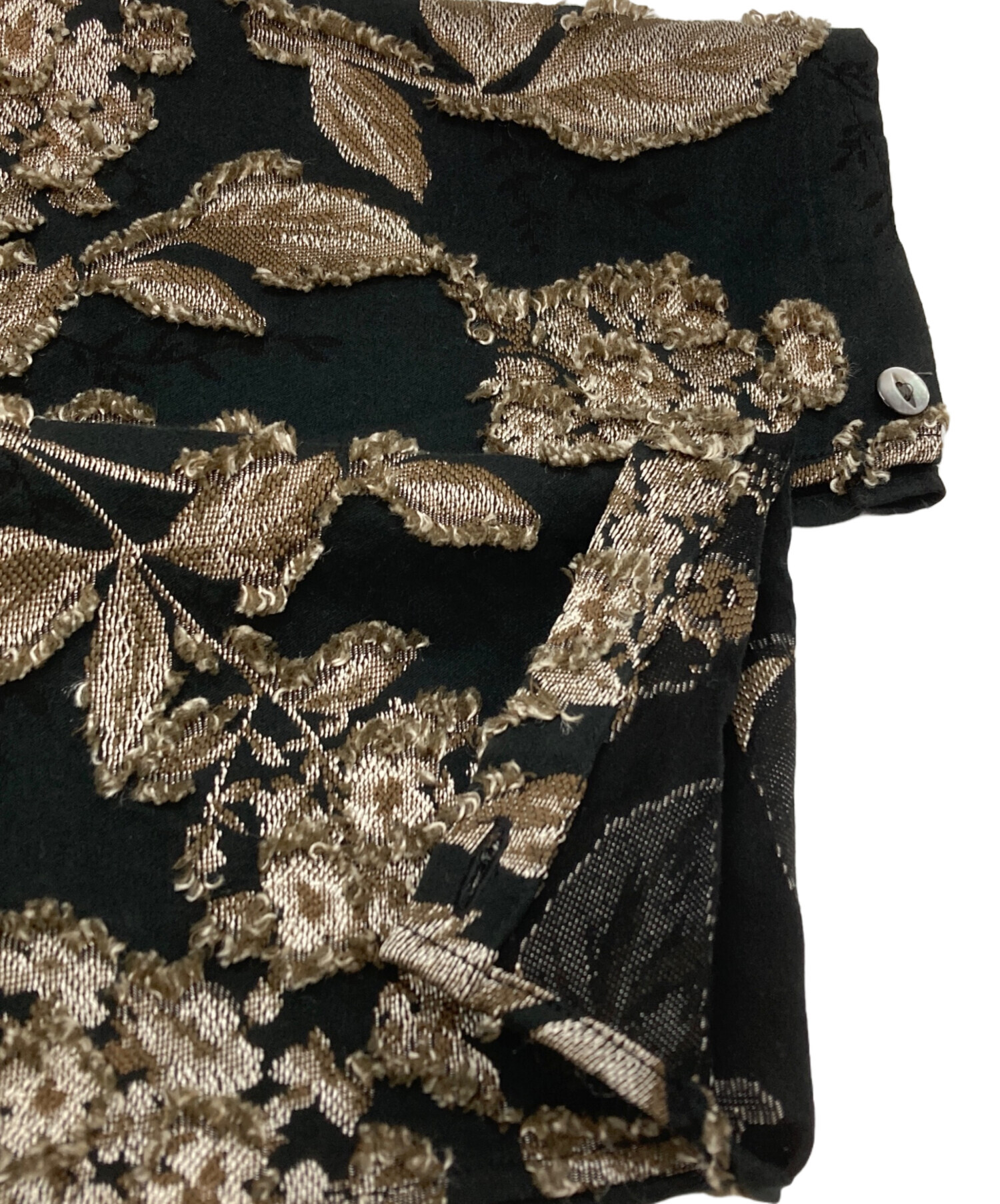 中古・古着通販】Needles (ニードルズ) V Neck Shirt - C/CU/PE Flower