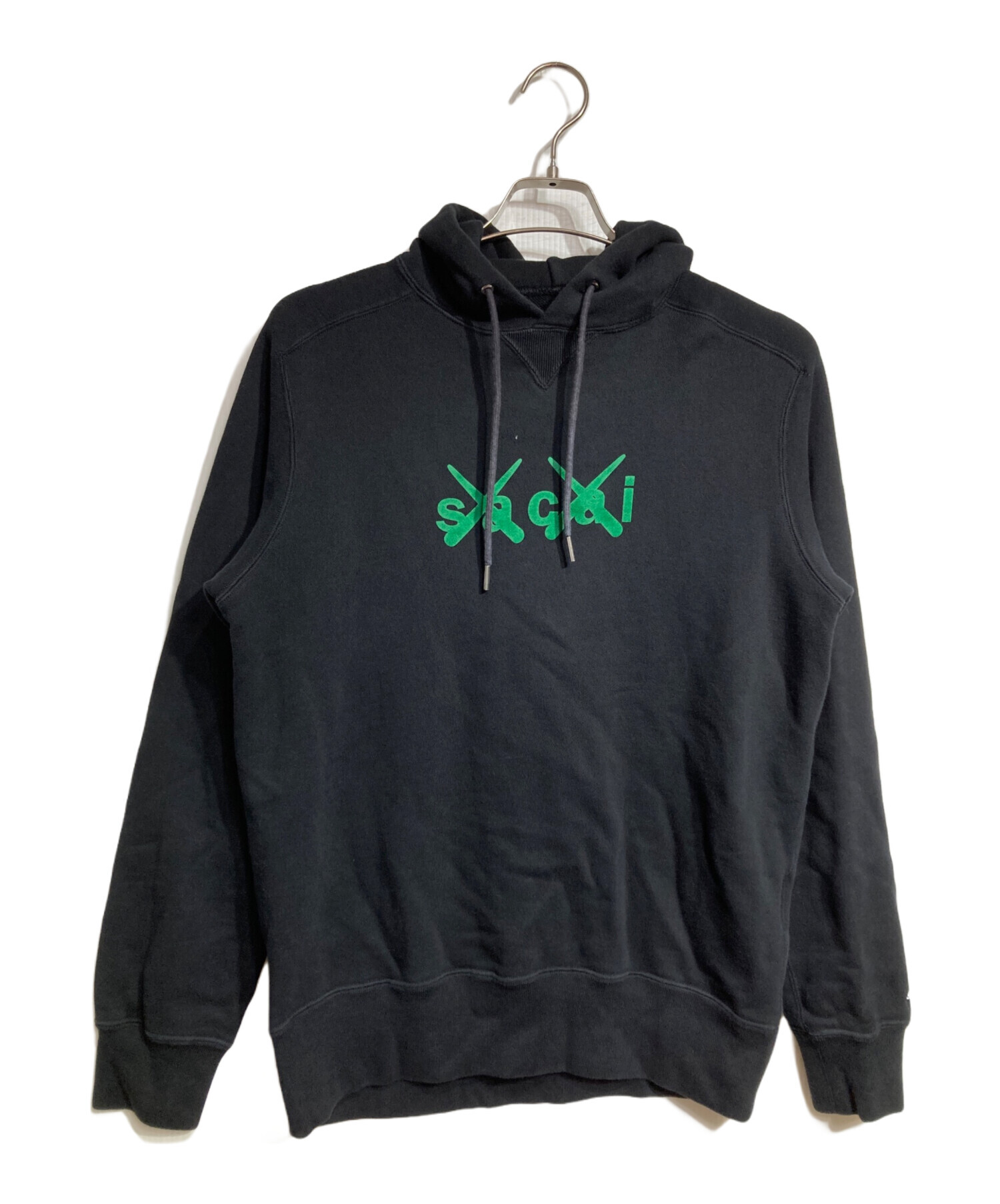 サカイ カウズ KAWS コラボ フーディ パーカー 入手困難 Sacai Cows 