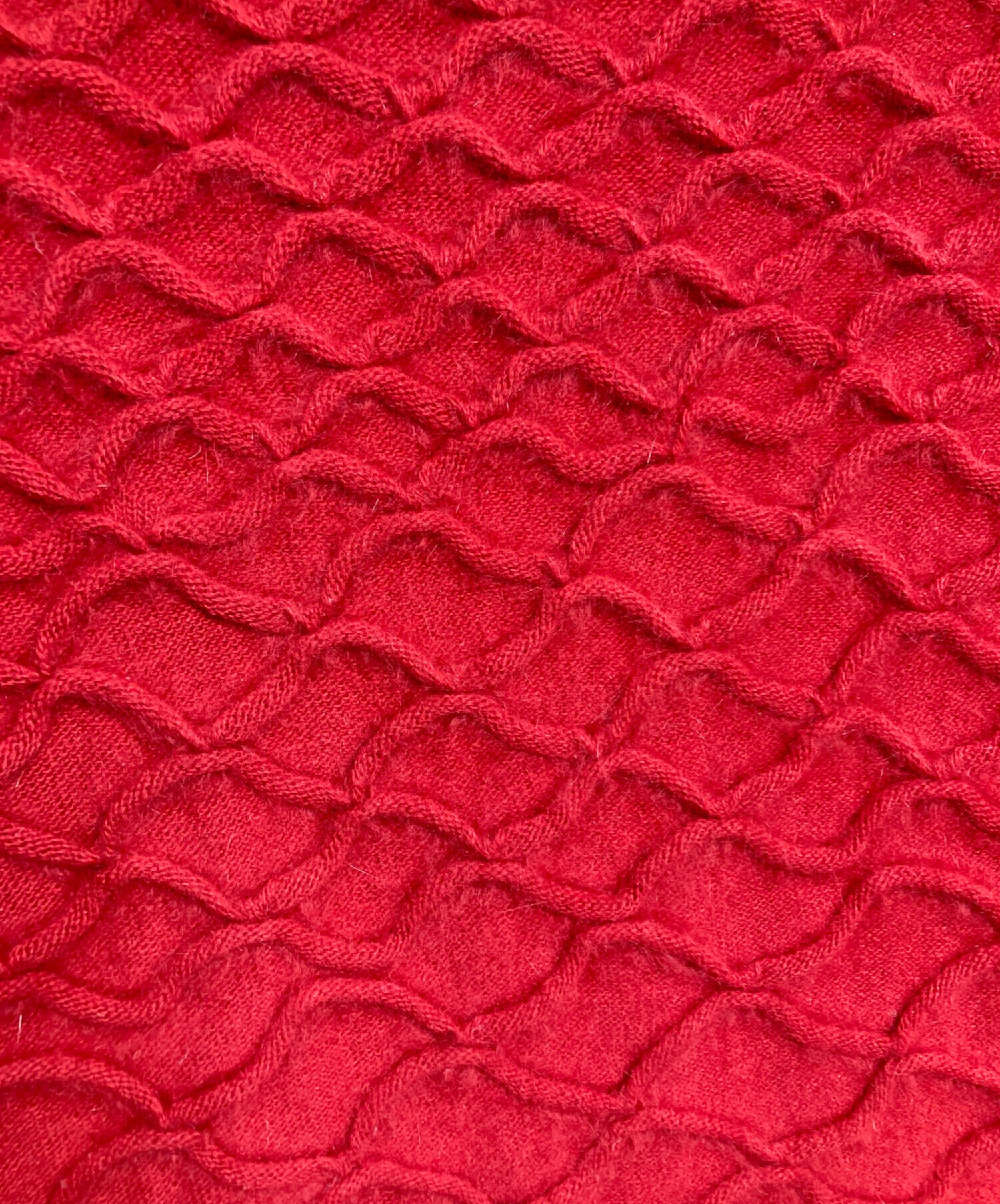 ISSEY MIYAKE / イッセイミヤケ | アンゴラ混 Vネックニット | M | レッド | レディース ELEPHANT KNIT – isseymiyake.com