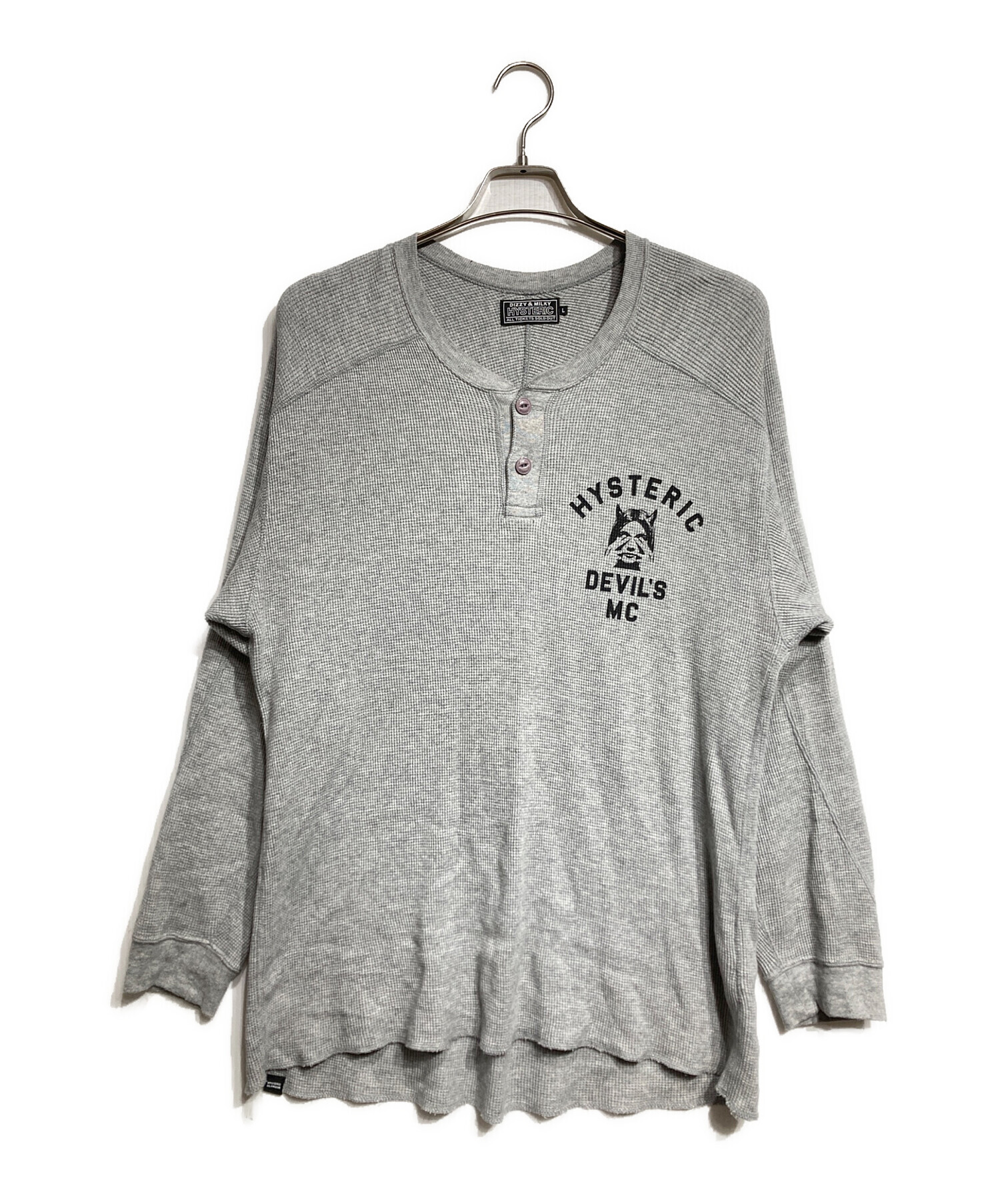 【美品】HYSTERIC GLAMOUR ヘンリーネックスウェット グレー M 中古・古着通販】Hysteric Glamour (ヒステリックグラマー) DEVIL'S MC
