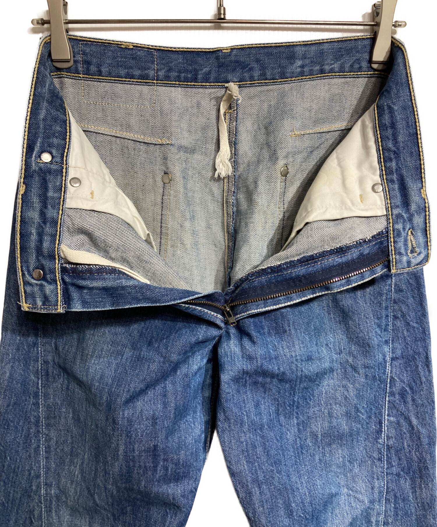 【Levi's / リーバイス】  ジーンズ / ベルギー製 中古・古着通販】LEVI'S (リーバイス) ベルギー製3Dジーンズ