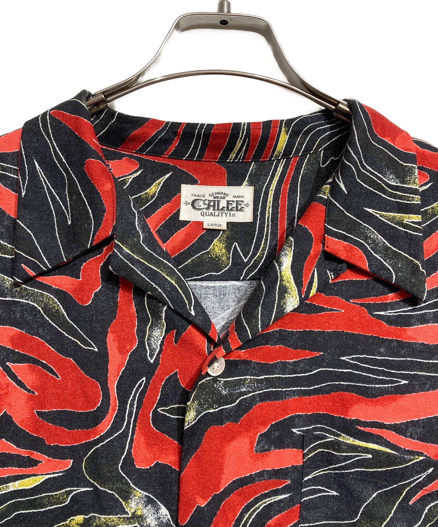 中古・古着通販】CALEE (キャリー) CAMO PATTERN OPEN COLLAR SH