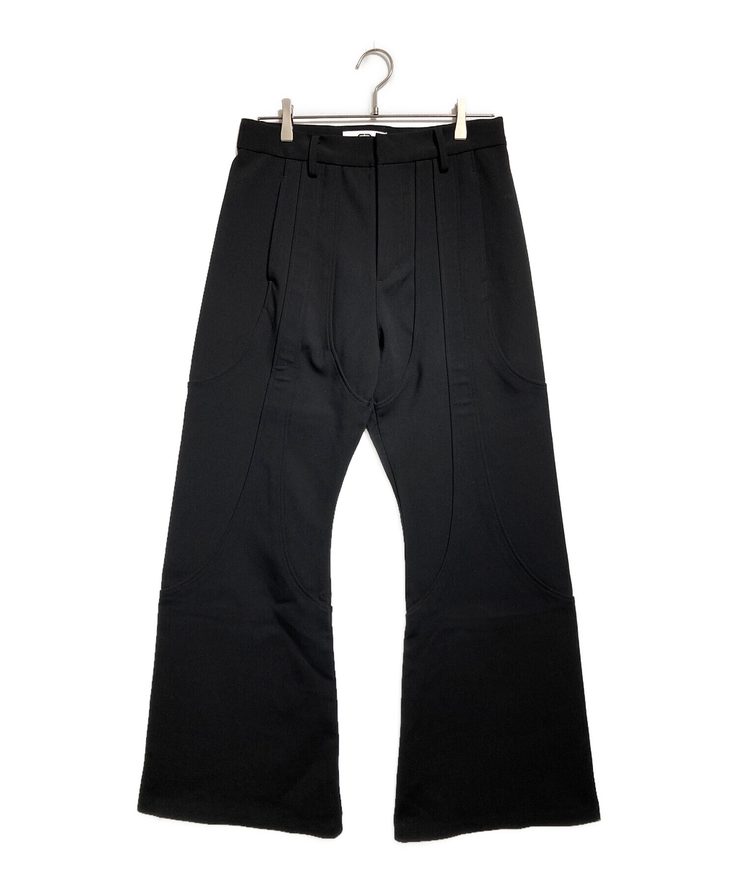 goat essence スラックス ブラック フレアパンツ 中古・古着通販】GOAT ESSENCE (ゴートエッセンス) 4TUCK FLARE PANTS