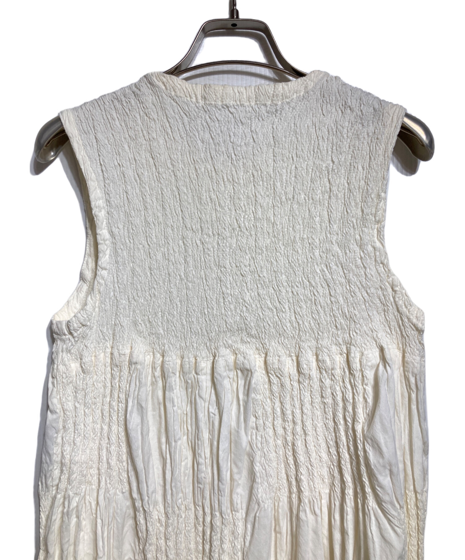 中古・古着通販】ISSEY MIYAKE (イッセイミヤケ) ノースリーブ