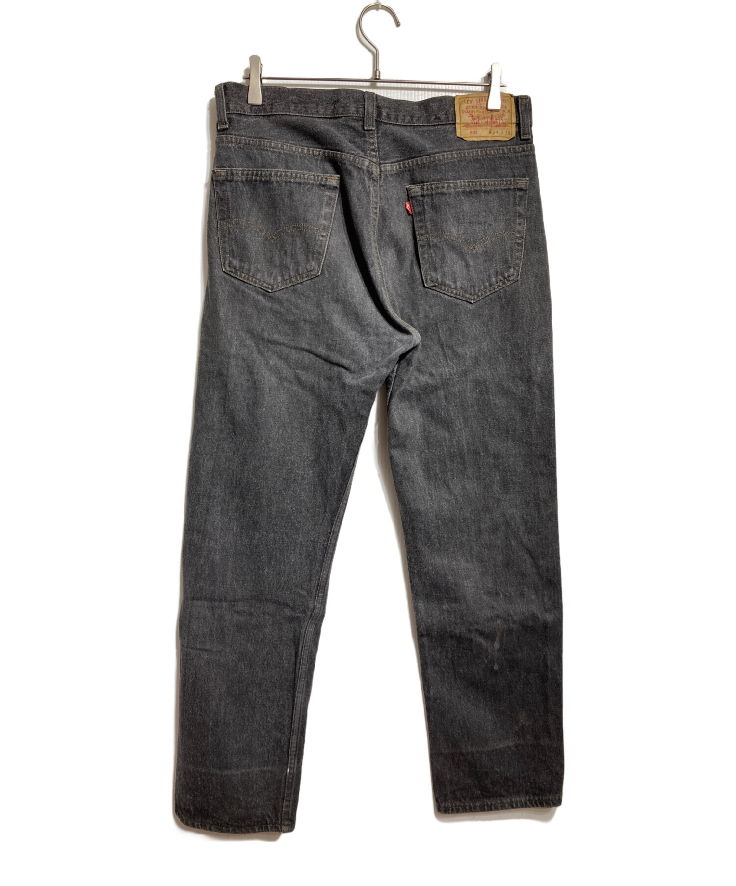 中古・古着通販】LEVI'S (リーバイス) 先染め501デニムパンツ ブラック 中古・古着通販】LEVI'S (リーバイス) 先染め501デニムパンツ ブラック