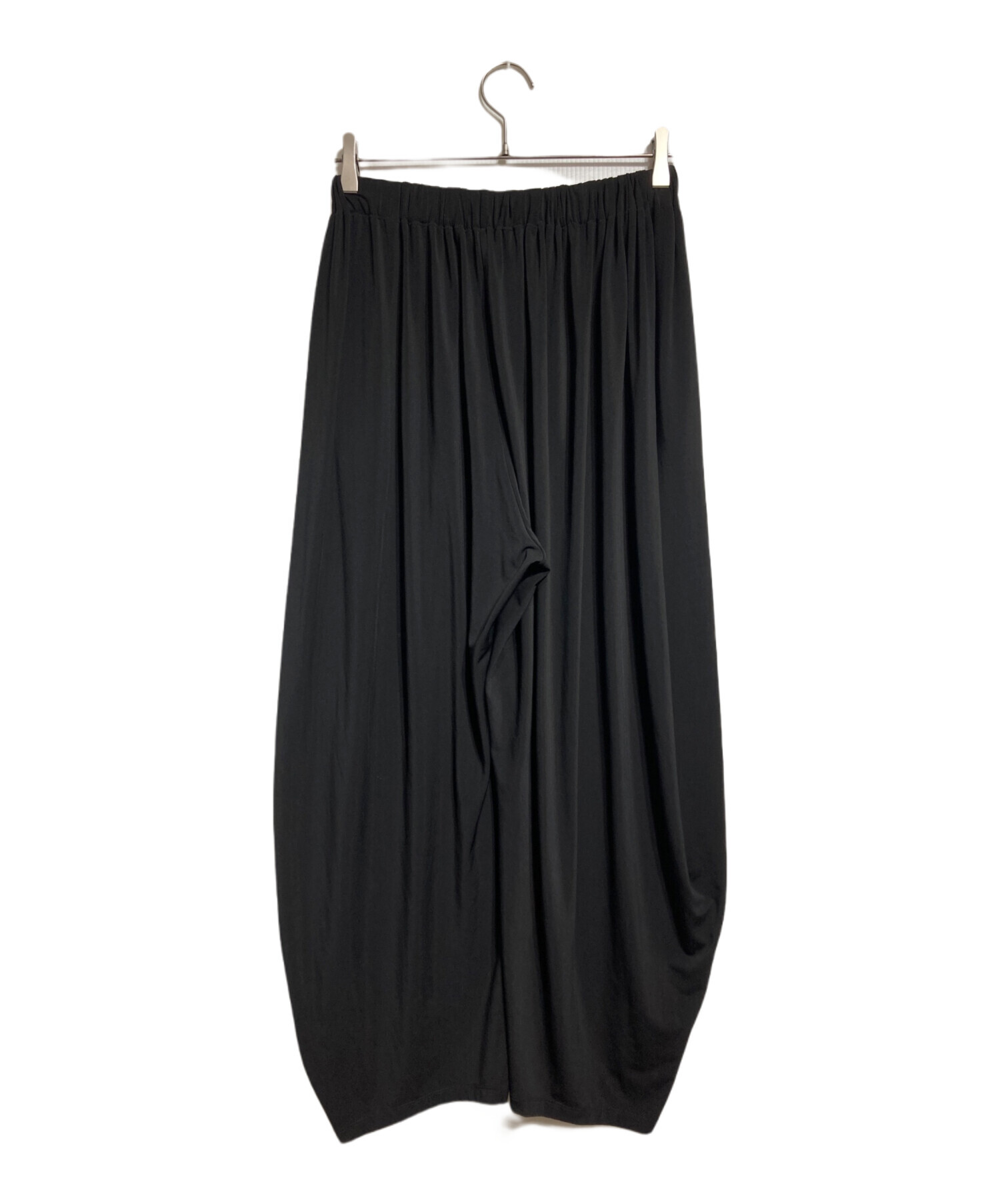 美品】ISSEY MIYAKE 132.5 変形ドレープパンツ 黒 132 5. ISSEY MIYAKE