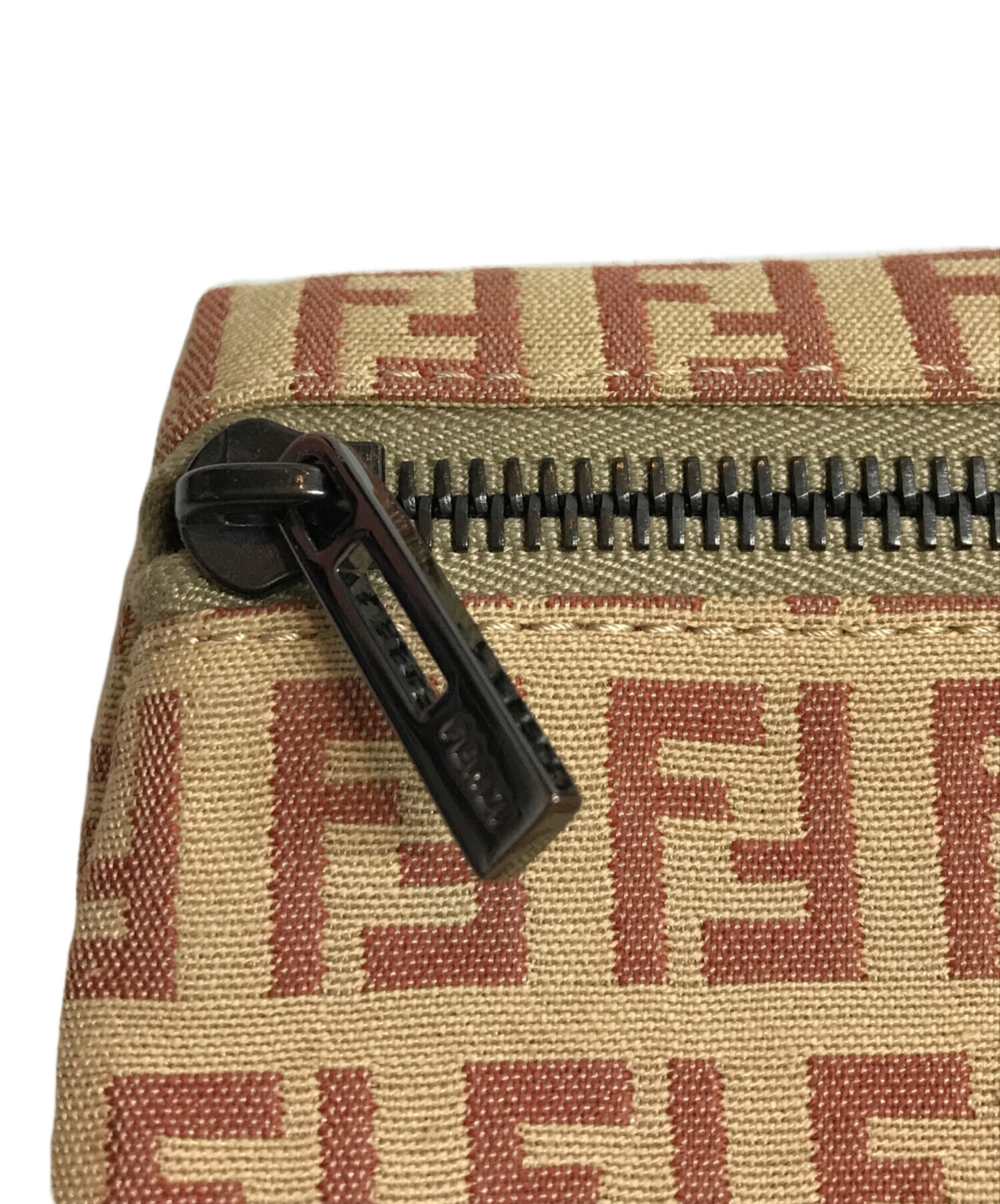 中古・古着通販】FENDI (フェンディ) ズッカ柄ポーチ ピンク｜ブランド