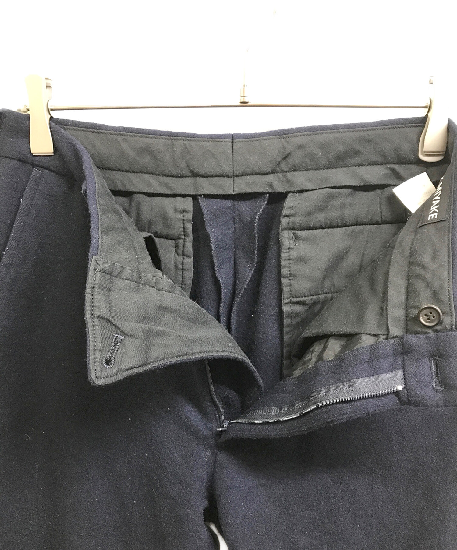 ISSEY MIYAKE MEN ウールパンツ サイズ4 日本製 中古・古着通販】ISSEY MIYAKE (イッセイミヤケ) ウールパンツ