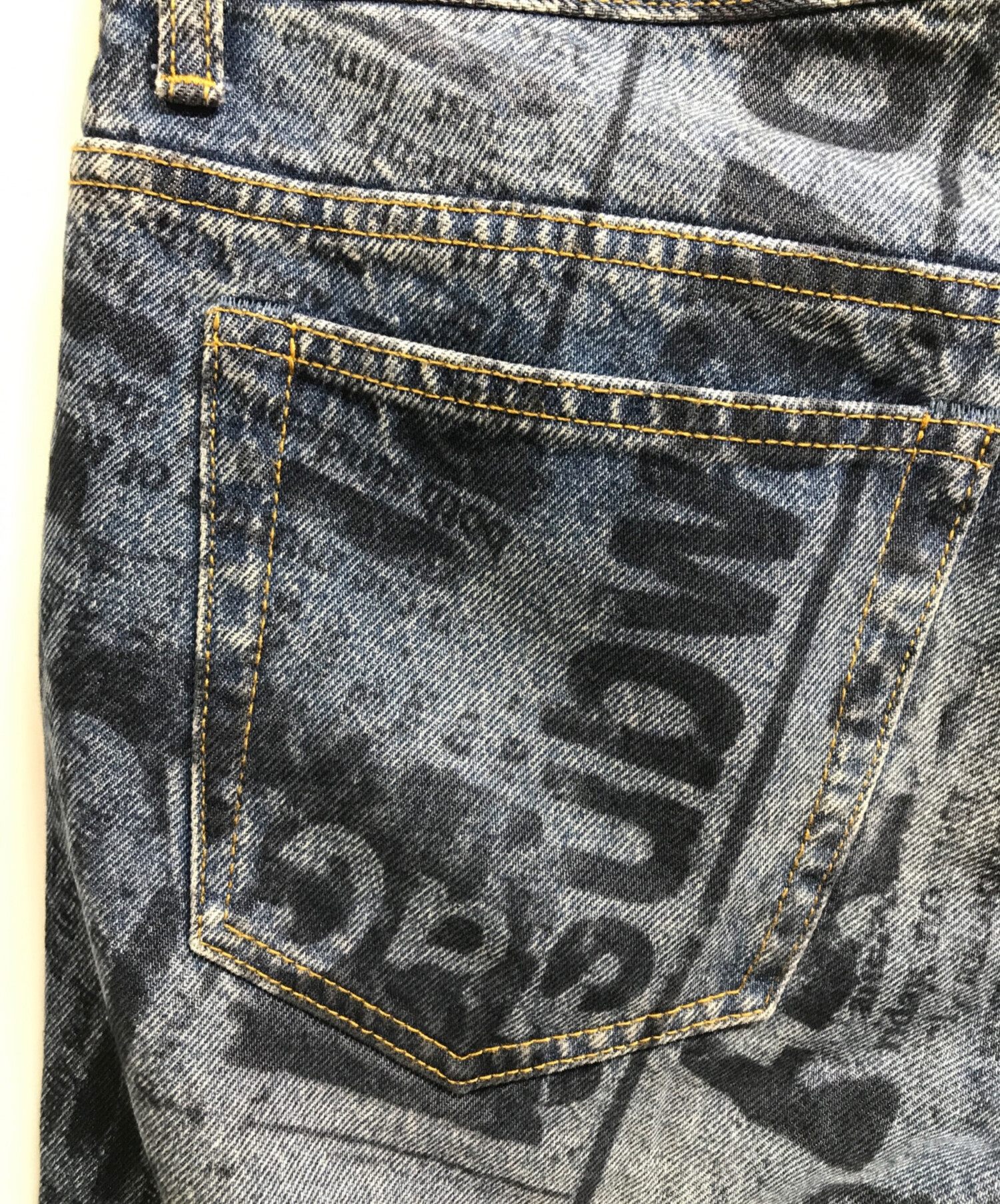 Supreme Regular Jean Newspaper 36インチ Supreme Regular Jean 