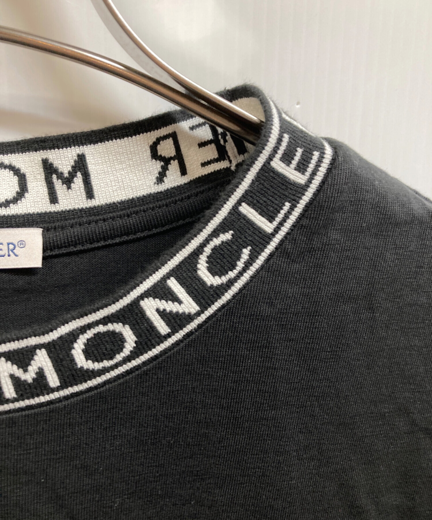 中古・古着通販】MONCLER (モンクレール) ネックロゴTシャツ ブラック 