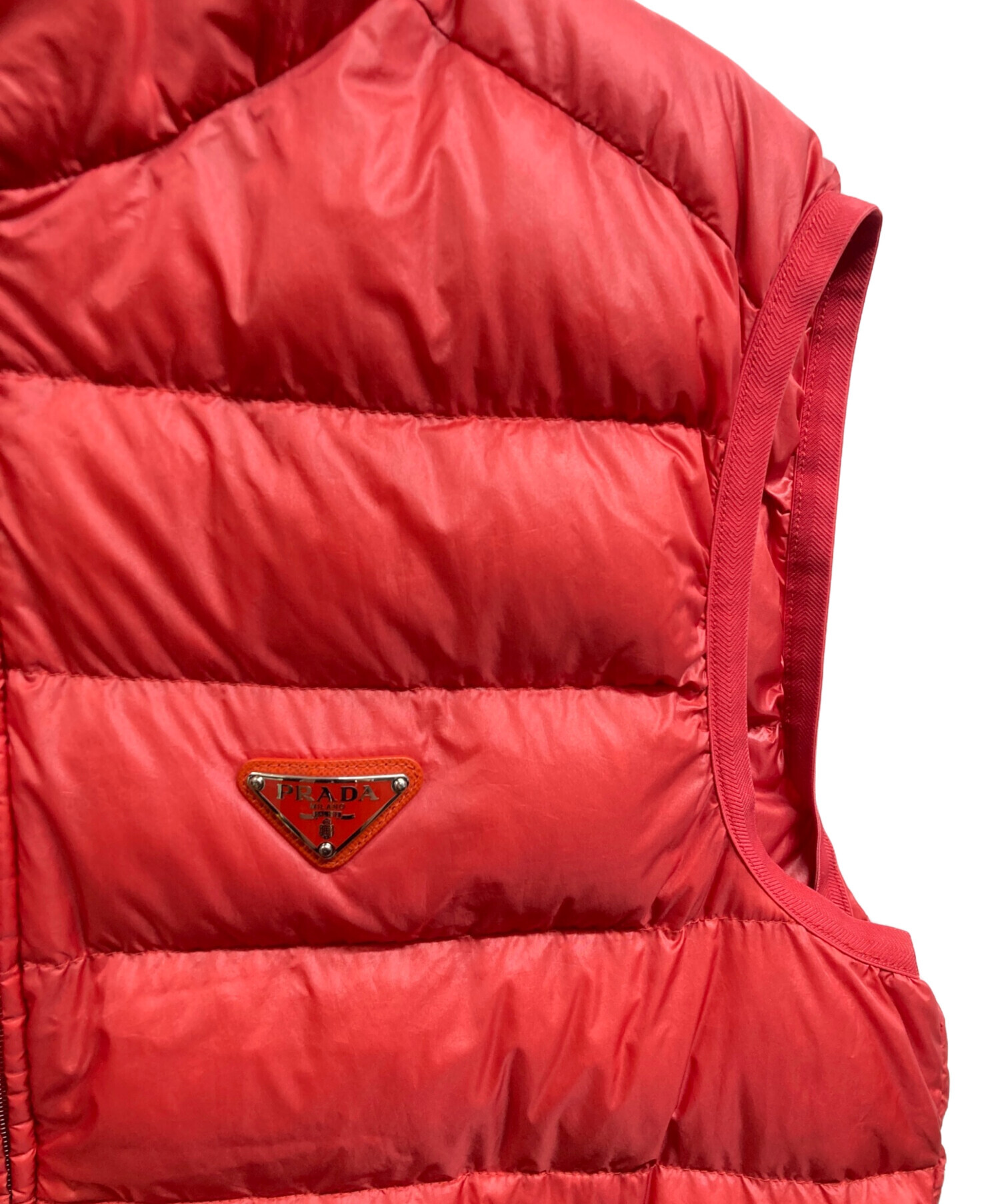 中古・古着通販】PRADA (プラダ) ダウンベスト レッド サイズ:48