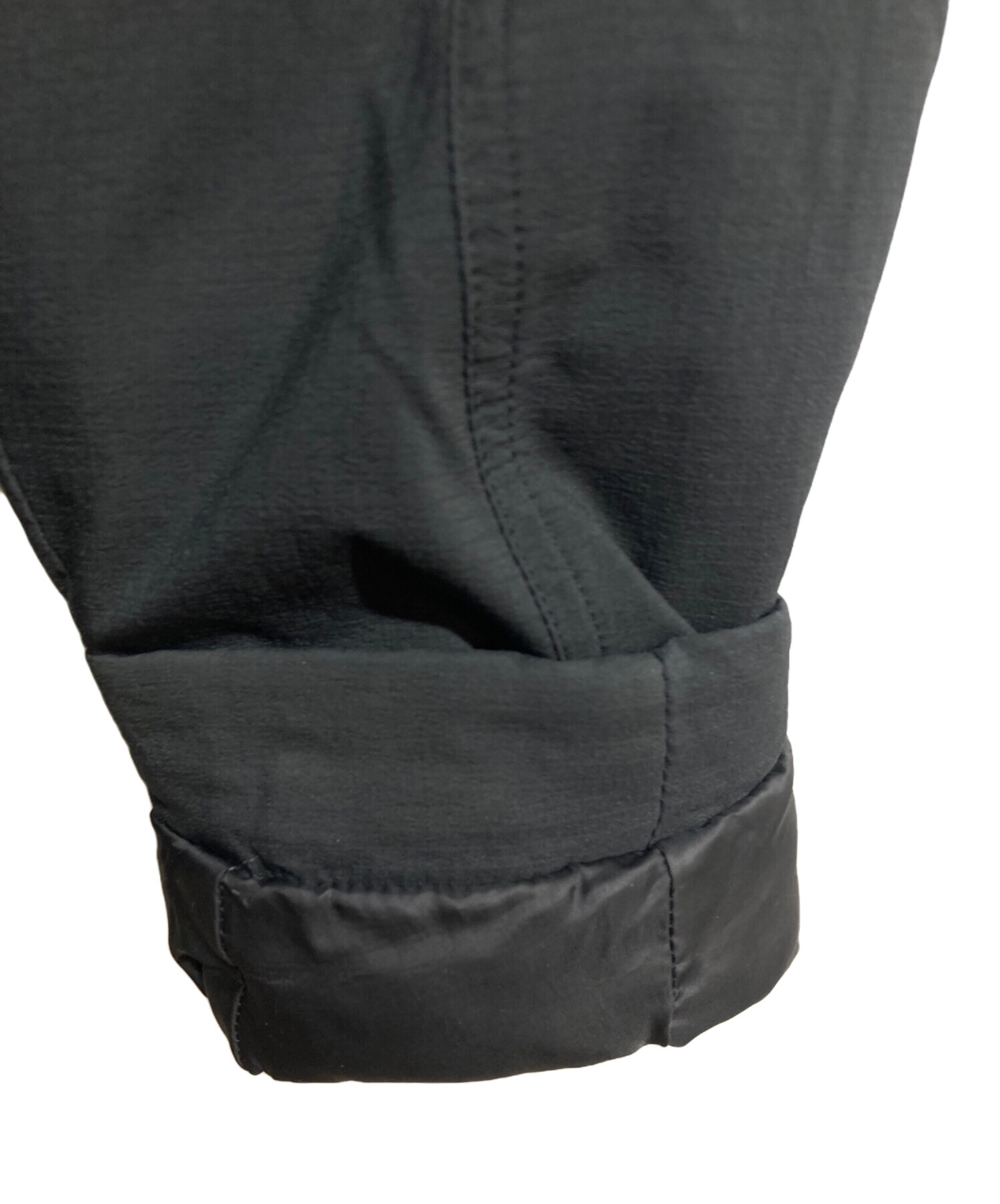 限定 22AW 新作 オークリー OAKLEY 中綿 パフジャケット 黒 L 限定