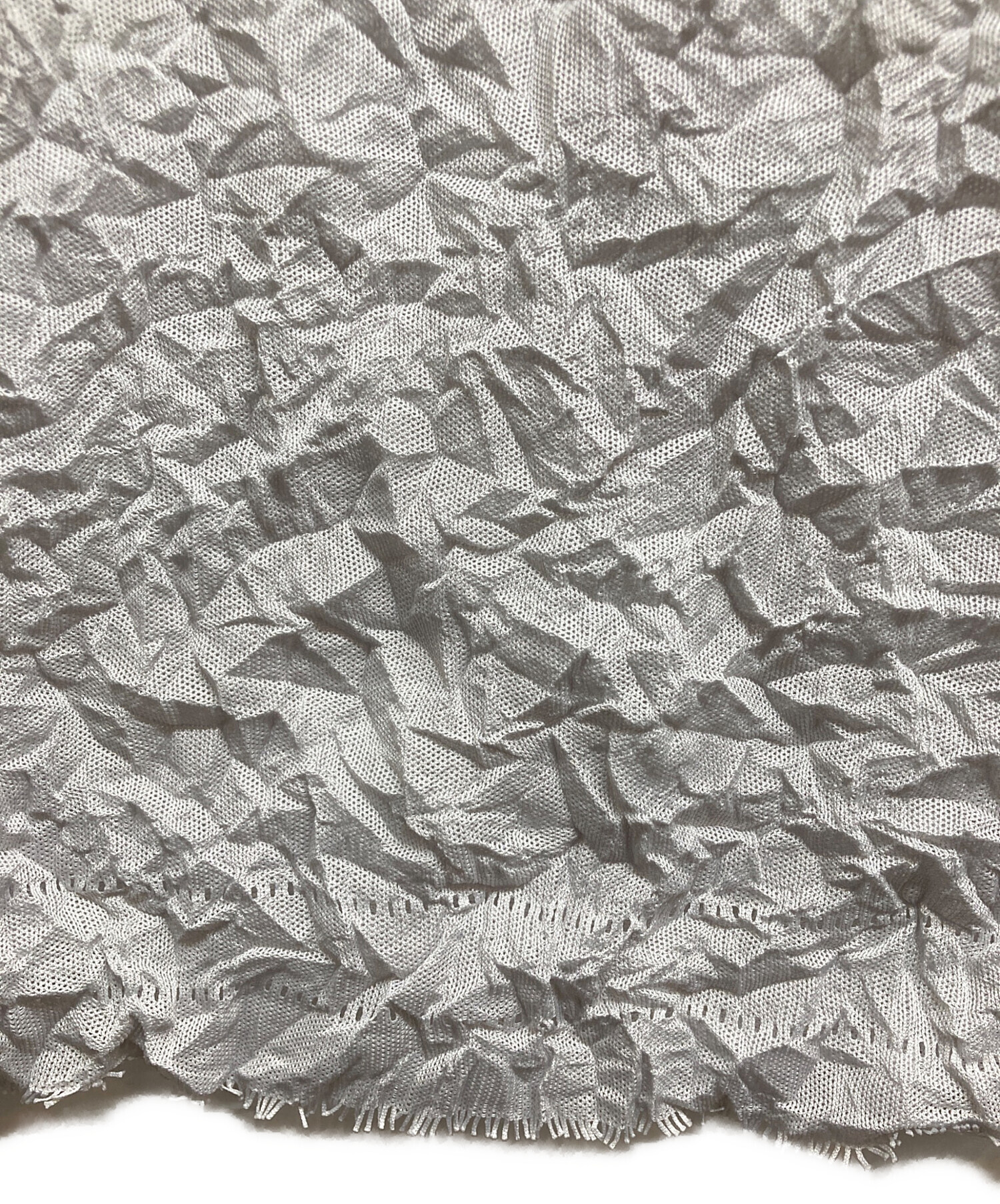 ミーイッセイミヤケ　シワ加工　メレンゲトップス　ハイネック　長袖　レッド系 中古・古着通販】me ISSEY MIYAKE (ミーイッセイ ミヤケ) しわ加工