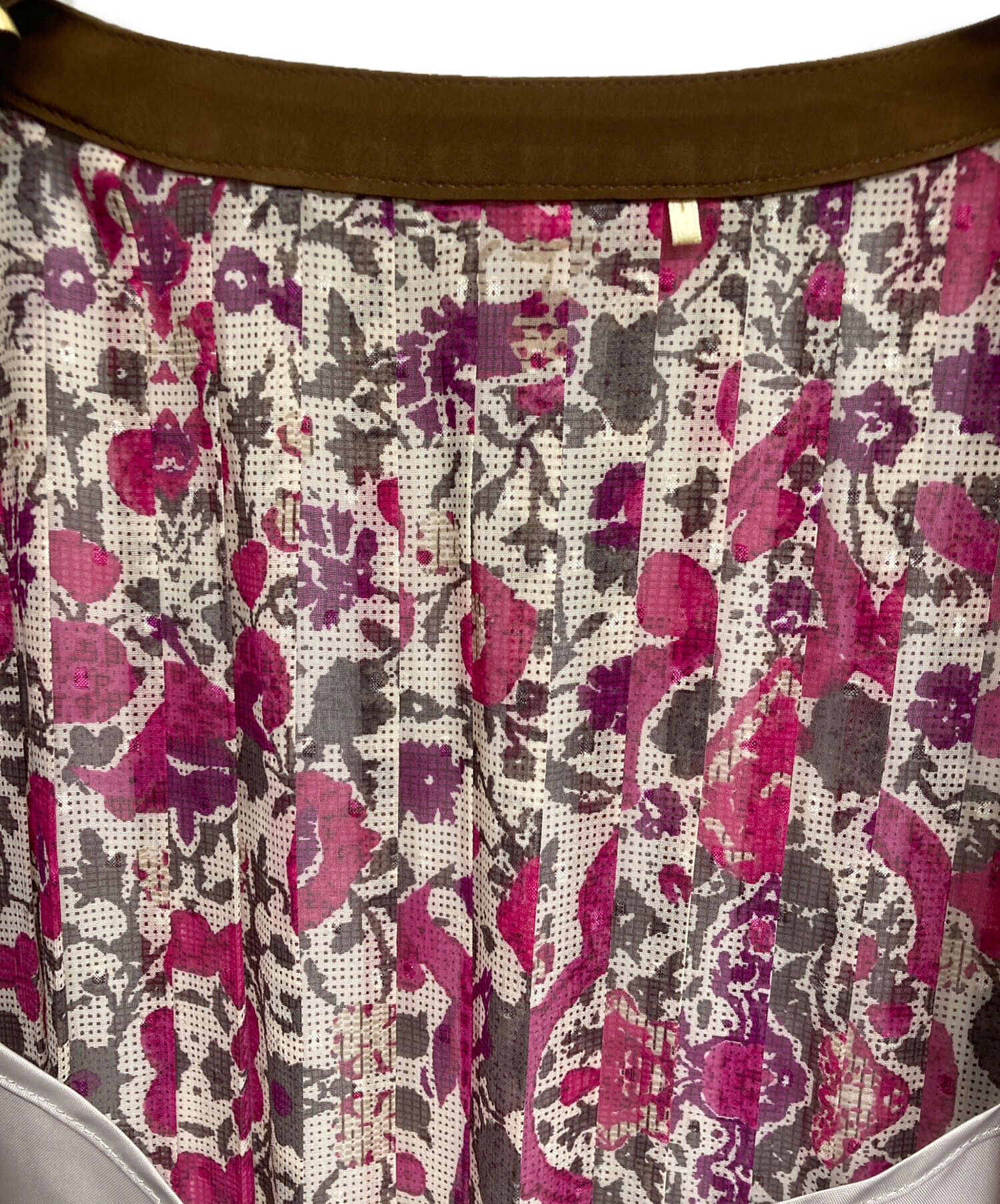 中古・古着通販】MUVEIL (ミュベール) プリーツワンピース ピンク