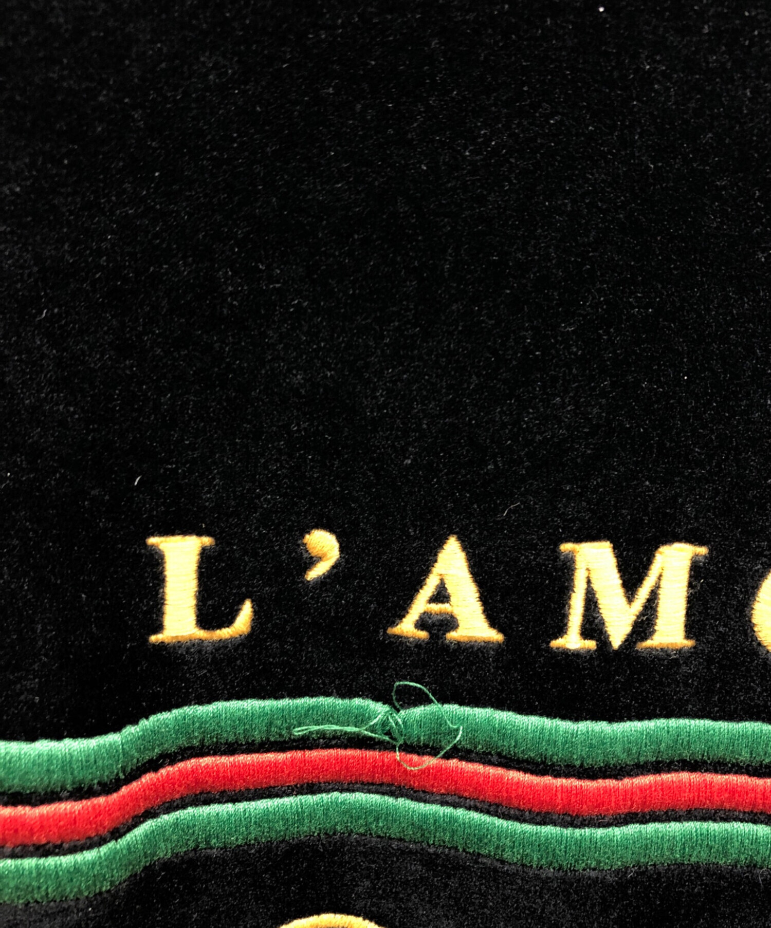 GUCCI ベロア生地 カットソー 長袖 ロゴ刺繍 ブラック 中古・古着通販】GUCCI (グッチ) ベロアロゴTシャツ ブラック サイズ