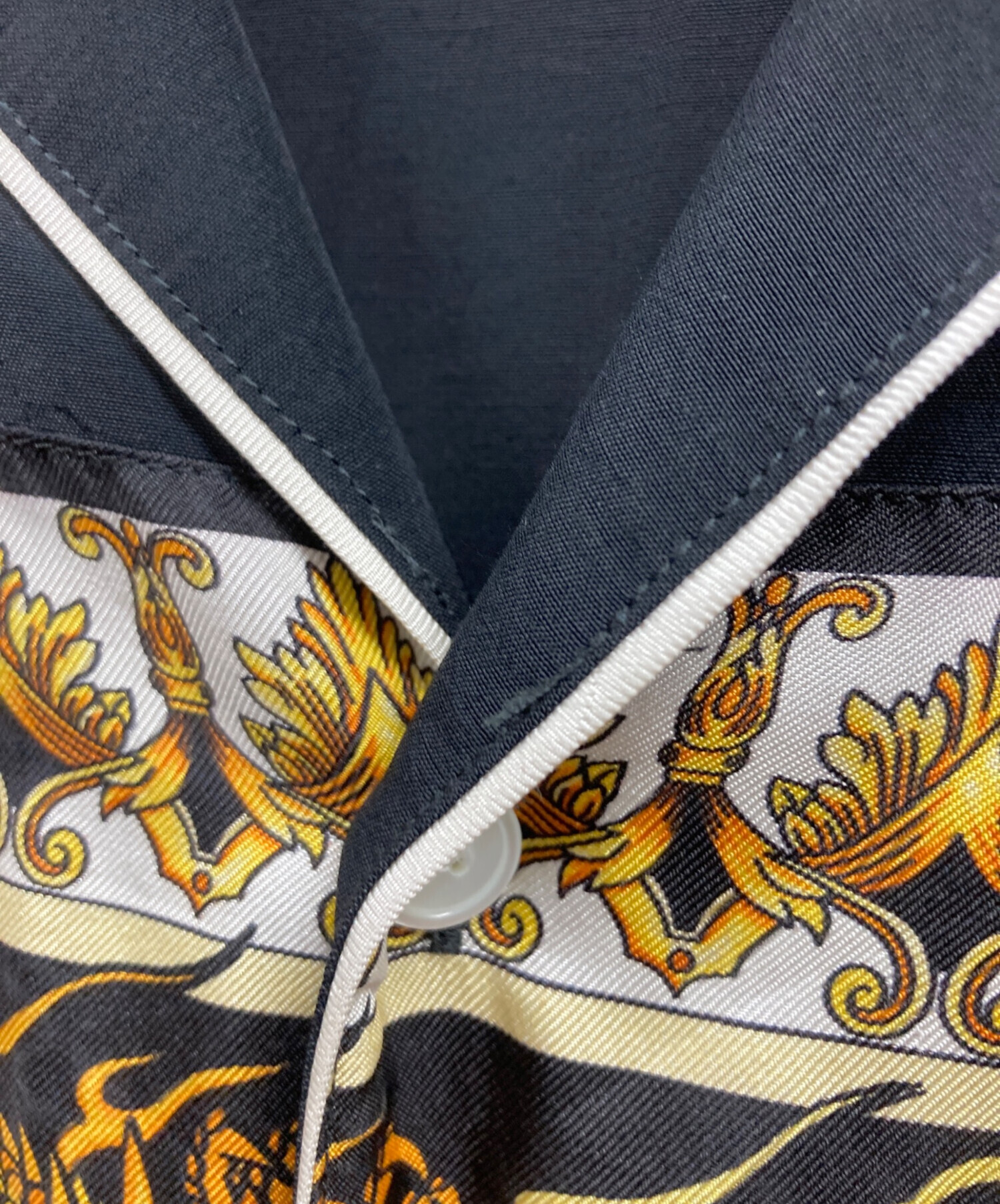 中古・古着通販】VERSACE (ヴェルサーチェ) ドラゴン柄シャツ ブラック