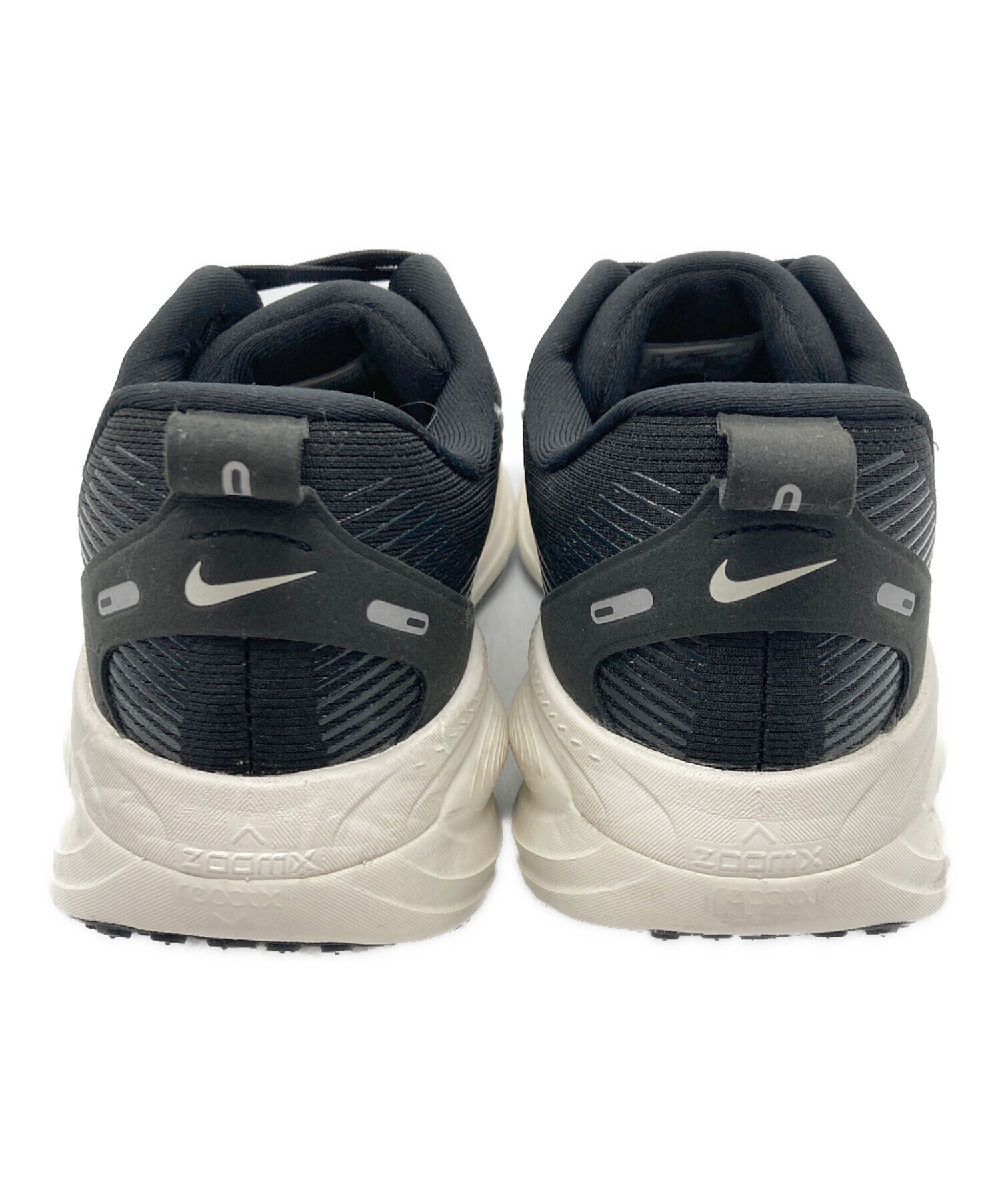 中古・古着通販】NIKE (ナイキ) ナイキ ボメロ 18 ブラック サイズ:US9