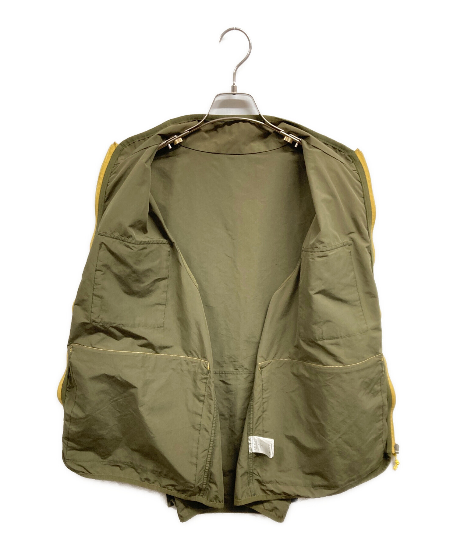 中古・古着通販】NANGA (ナンガ) BAYFLOW (ベイフロー) ナイロンベスト 中古・古着通販】NANGA (ナンガ) BAYFLOW (ベイフロー) ナイロンベスト