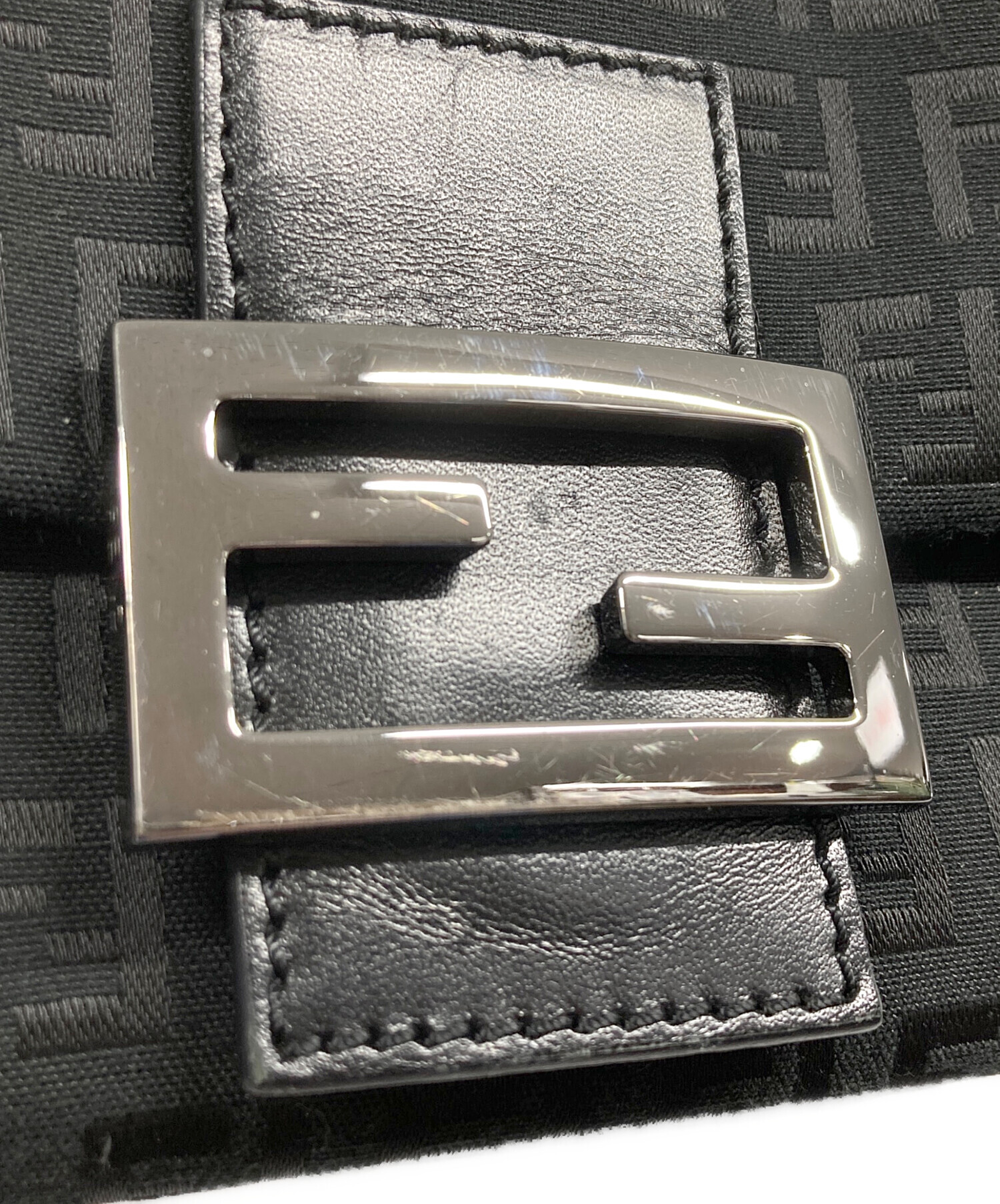 フェンディ ミニバケットバッグ 美品 FENDI（フェンディ） バケットバッグ 2WAY MINI MON TRESOR レディース