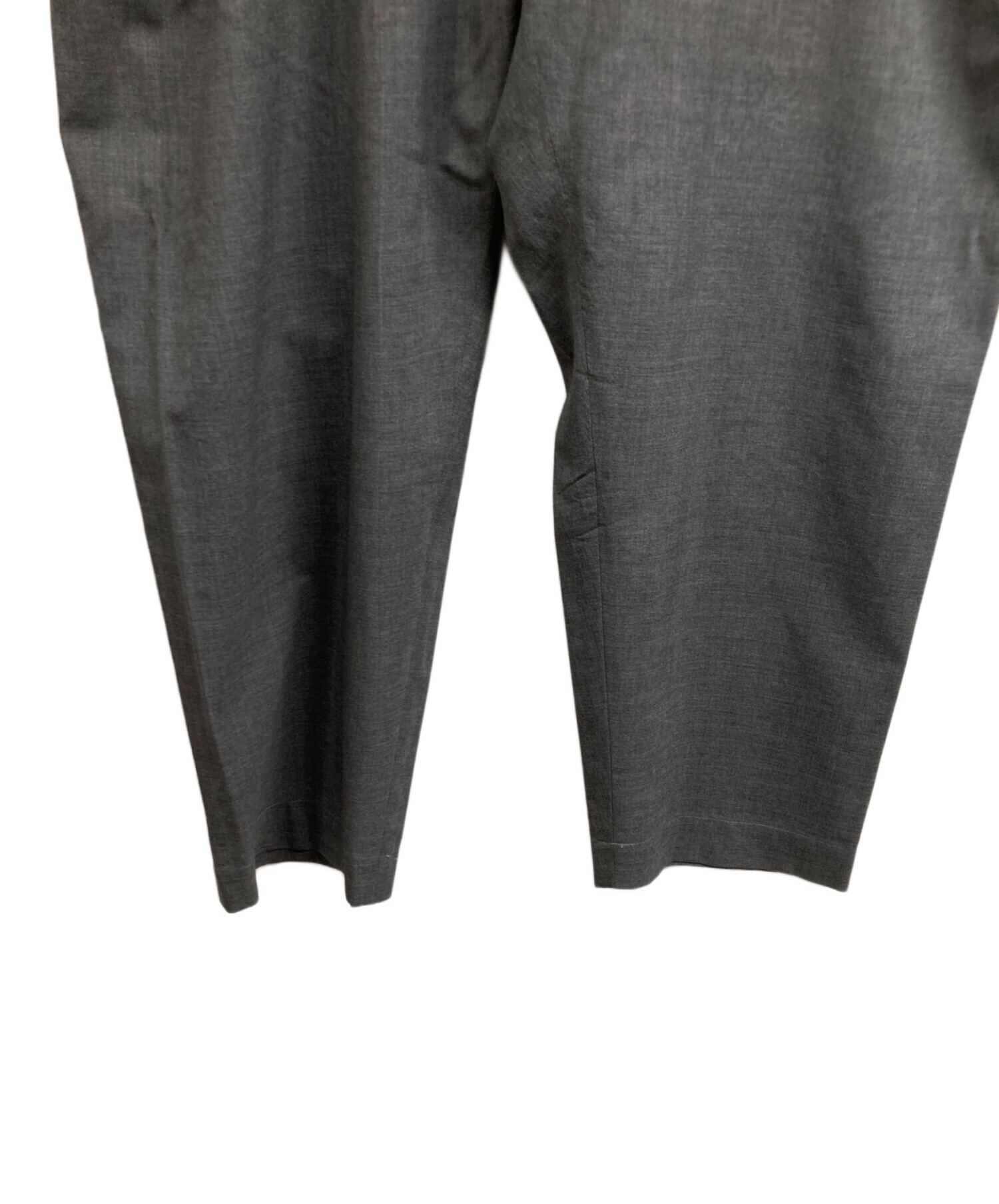 コリーナ colina カーブスラックス　M 未使用 中古・古着通販】COLINA (コリーナ) EASY TUCK PANTS / WASHABLE WOOL