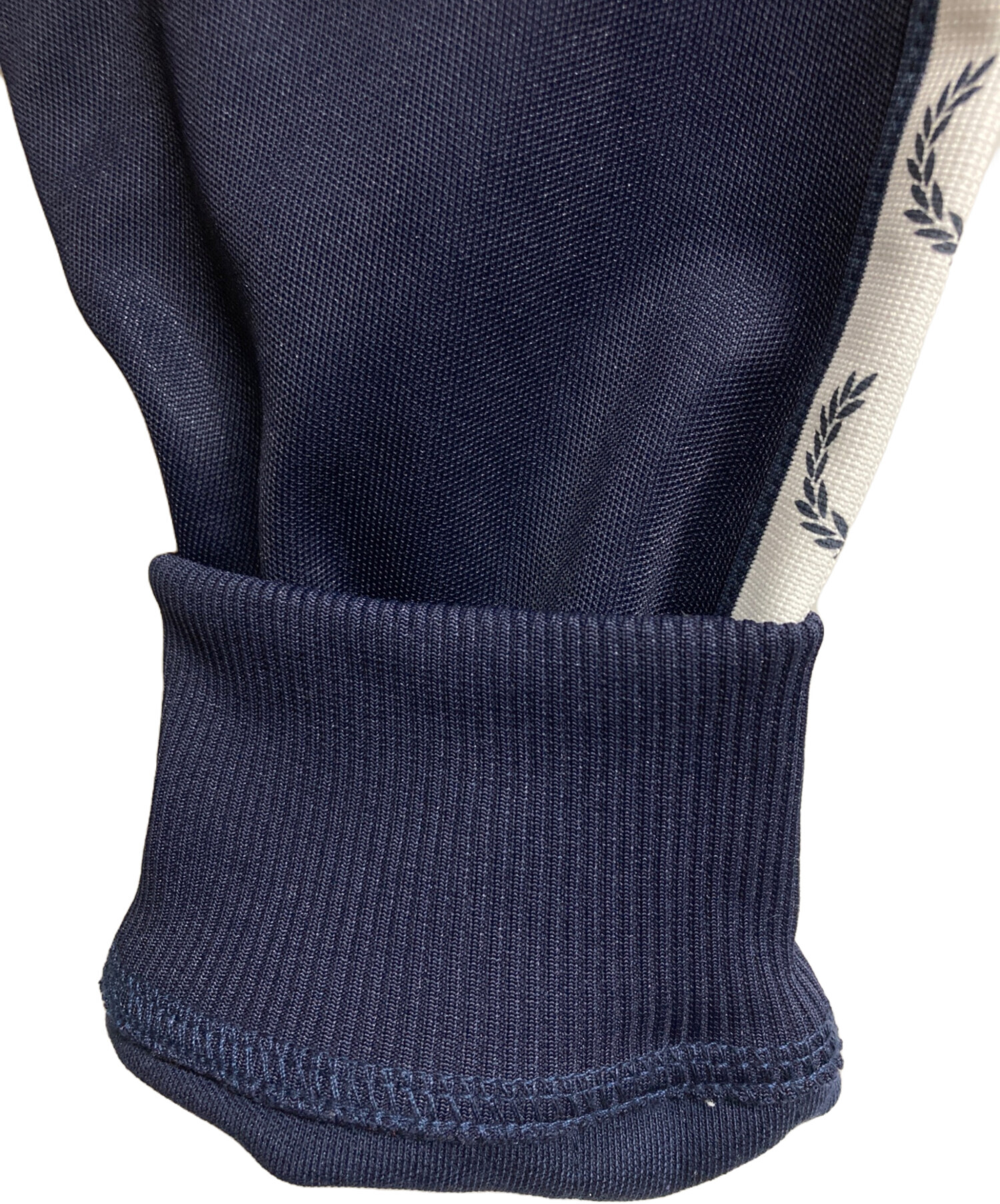 中古・古着通販】FRED PERRY (フレッドペリー) トラックジャケット 中古・古着通販】FRED PERRY (フレッドペリー) トラックジャケット