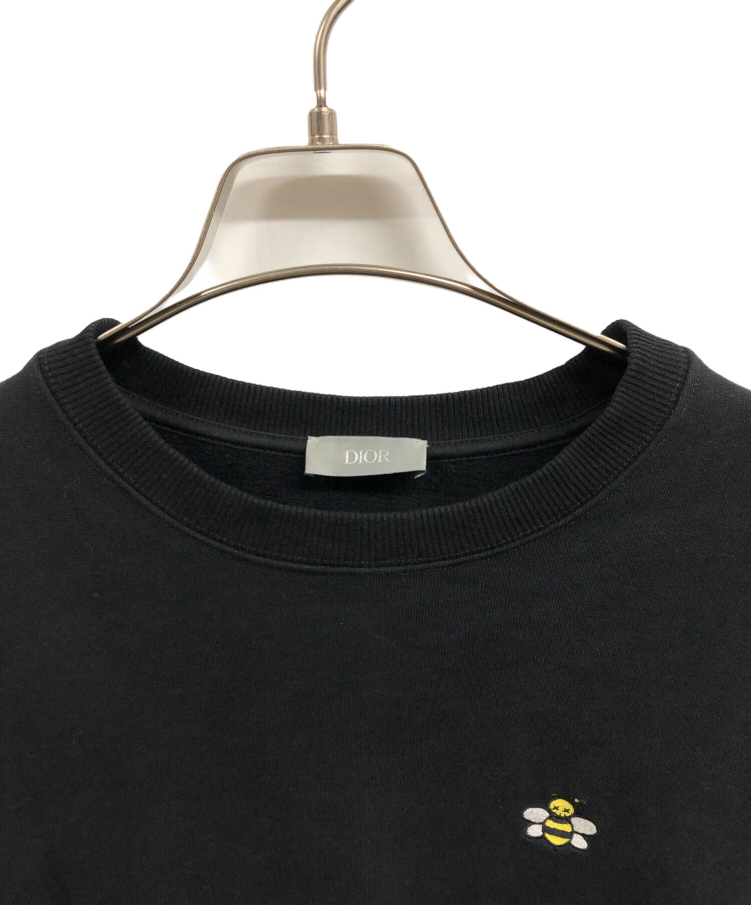 専用 DIOR × KAWS ディオール カウズ 蜂 刺繍 Tシャツ KAWS x Dior Embroidered Bee T-Shirt Black Men's - SS19 - US