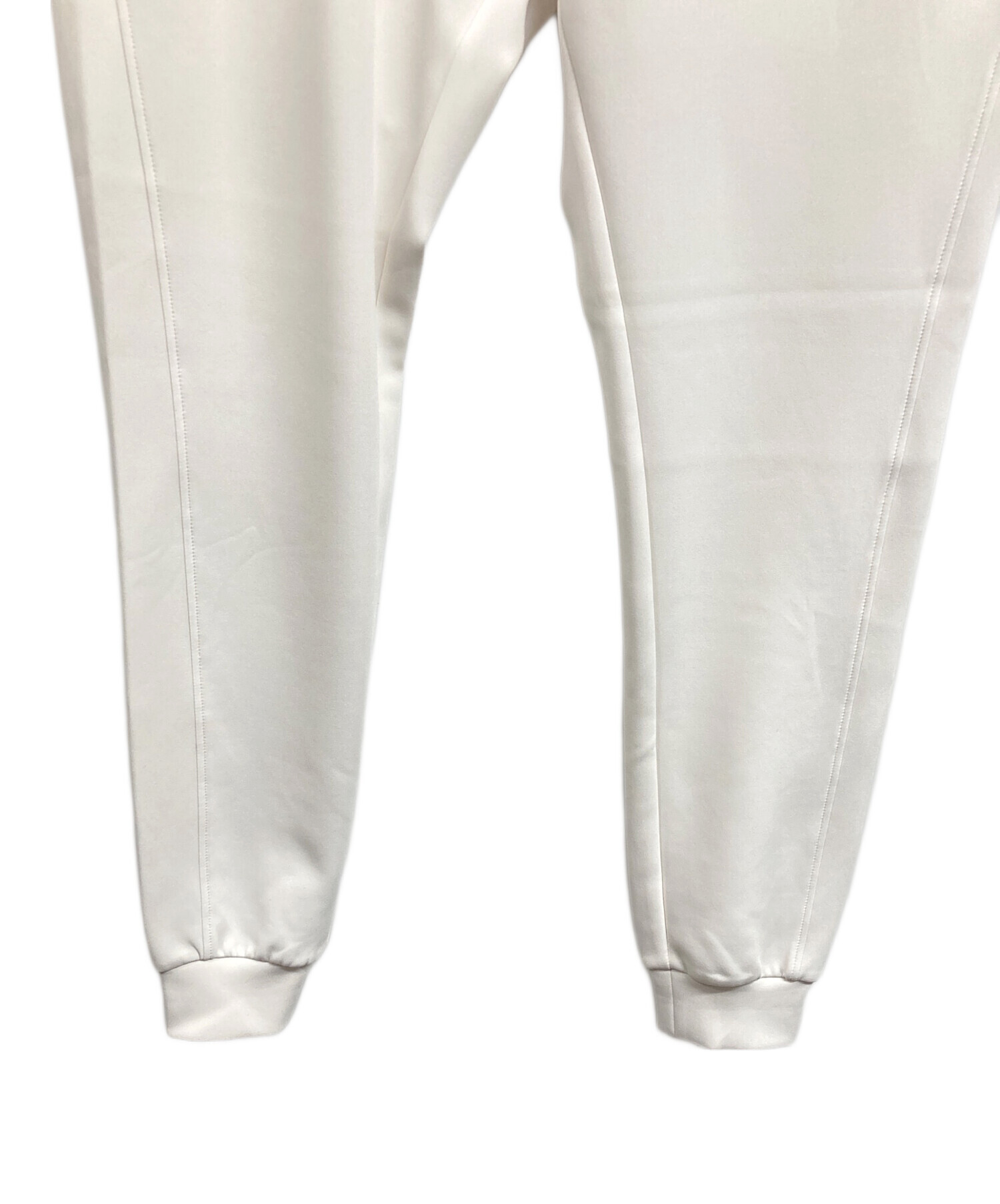 【haruさん専用】未使用品！1PIU1UGUALE3 GOLF ストレッチ　ハ 中古・古着通販】1piu1uguale3 GOLF (ウノ ピゥ ウノ ウグァーレ トレ