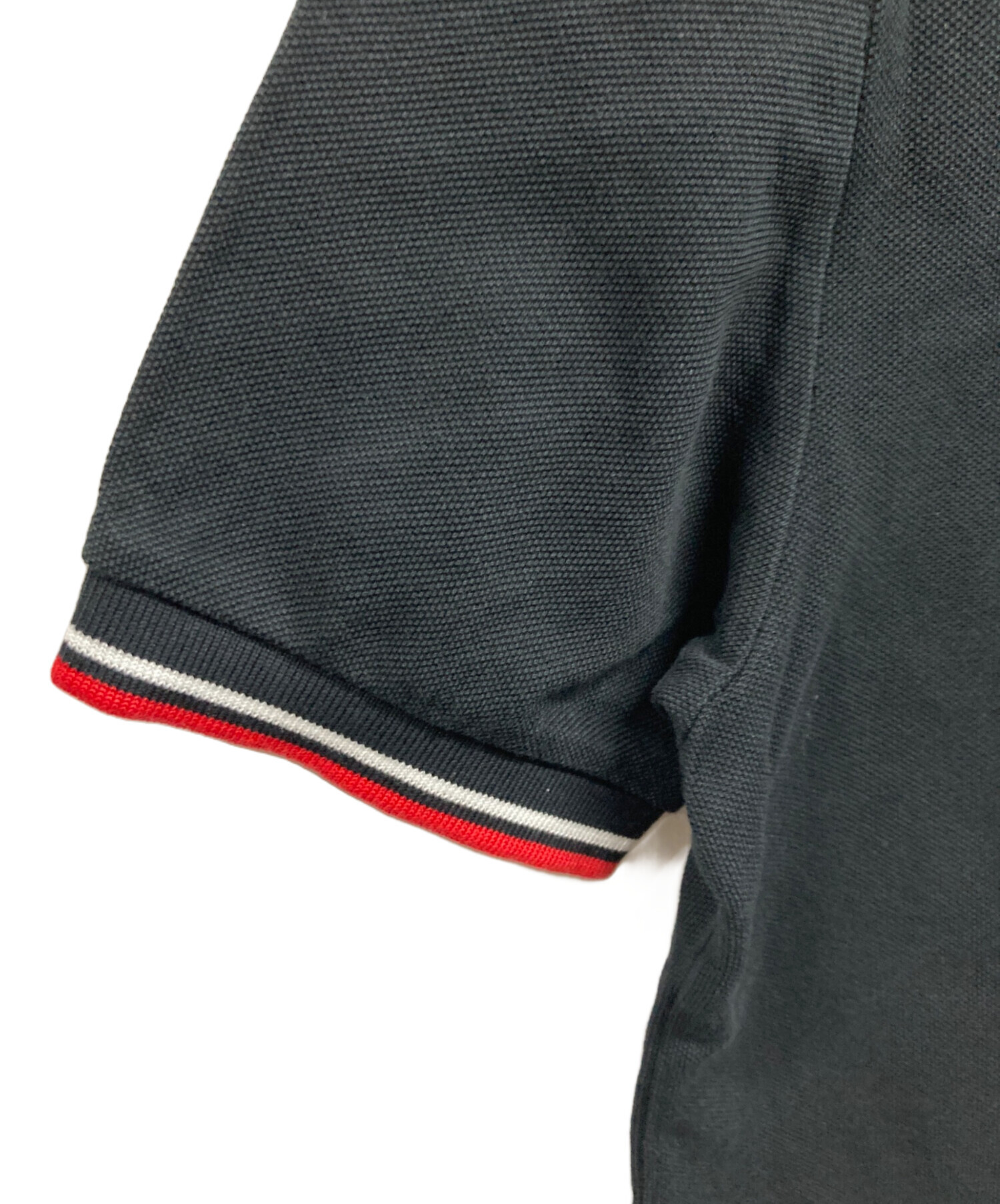 B*i様 PRADA ポロシャツ ブラック Sサイズ 中古・古着通販】PRADA (プラダ) ポロシャツ ブラック サイズ:S