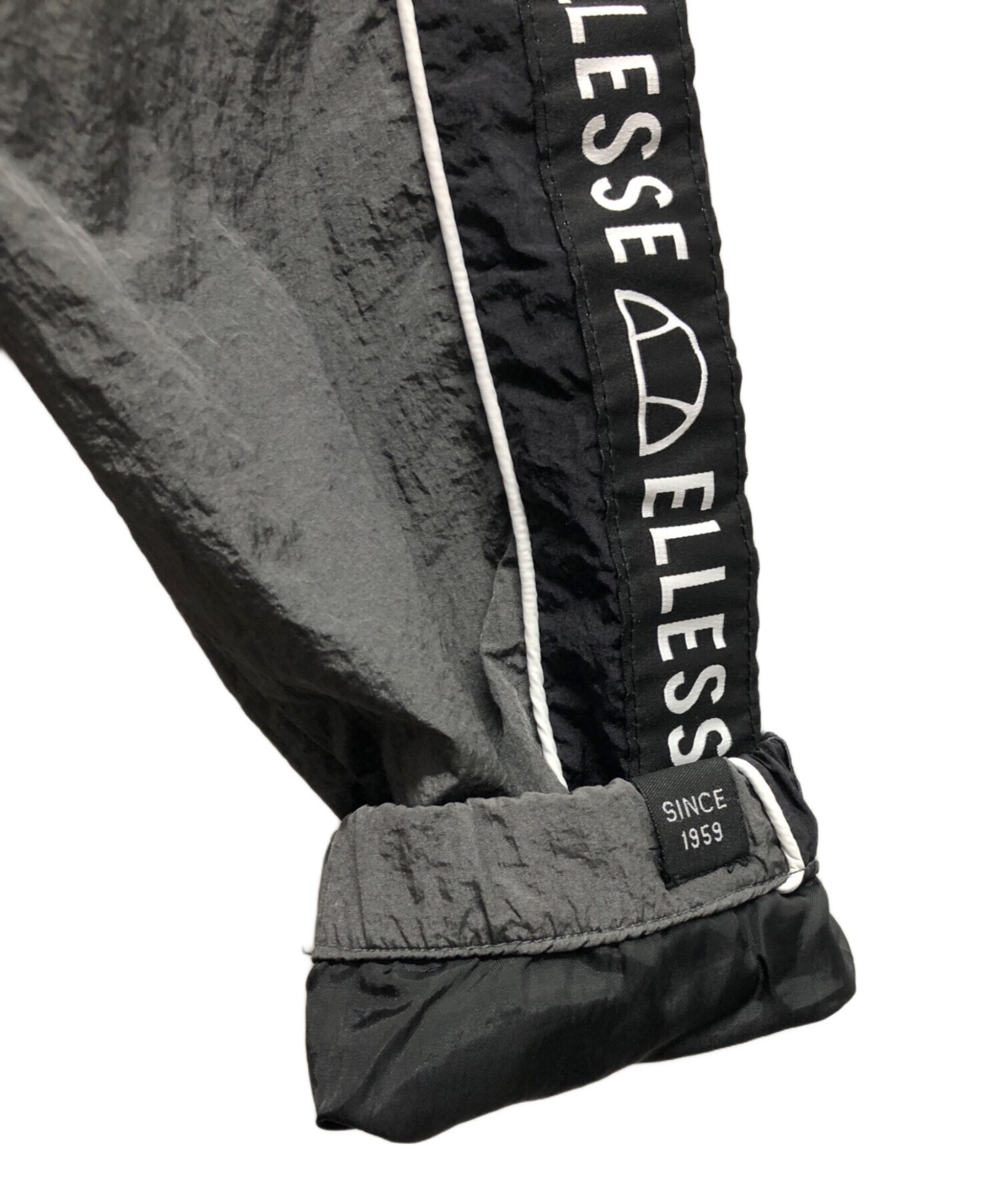 中古・古着通販】ellesse (エレッセ) ナイロンジャケット グレー