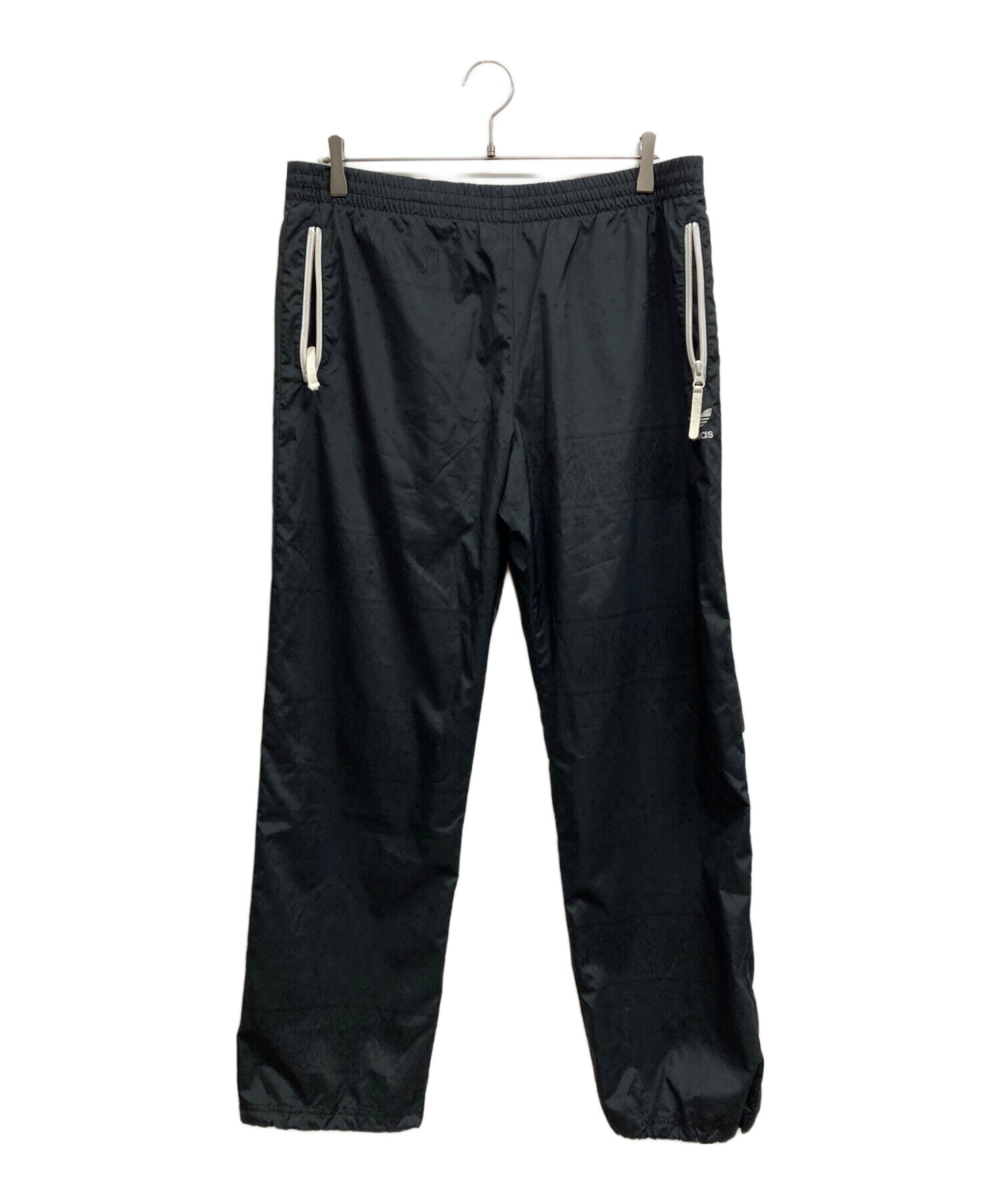 中古・古着通販】adidas (アディダス) ペイズリー柄パンツ ブラック