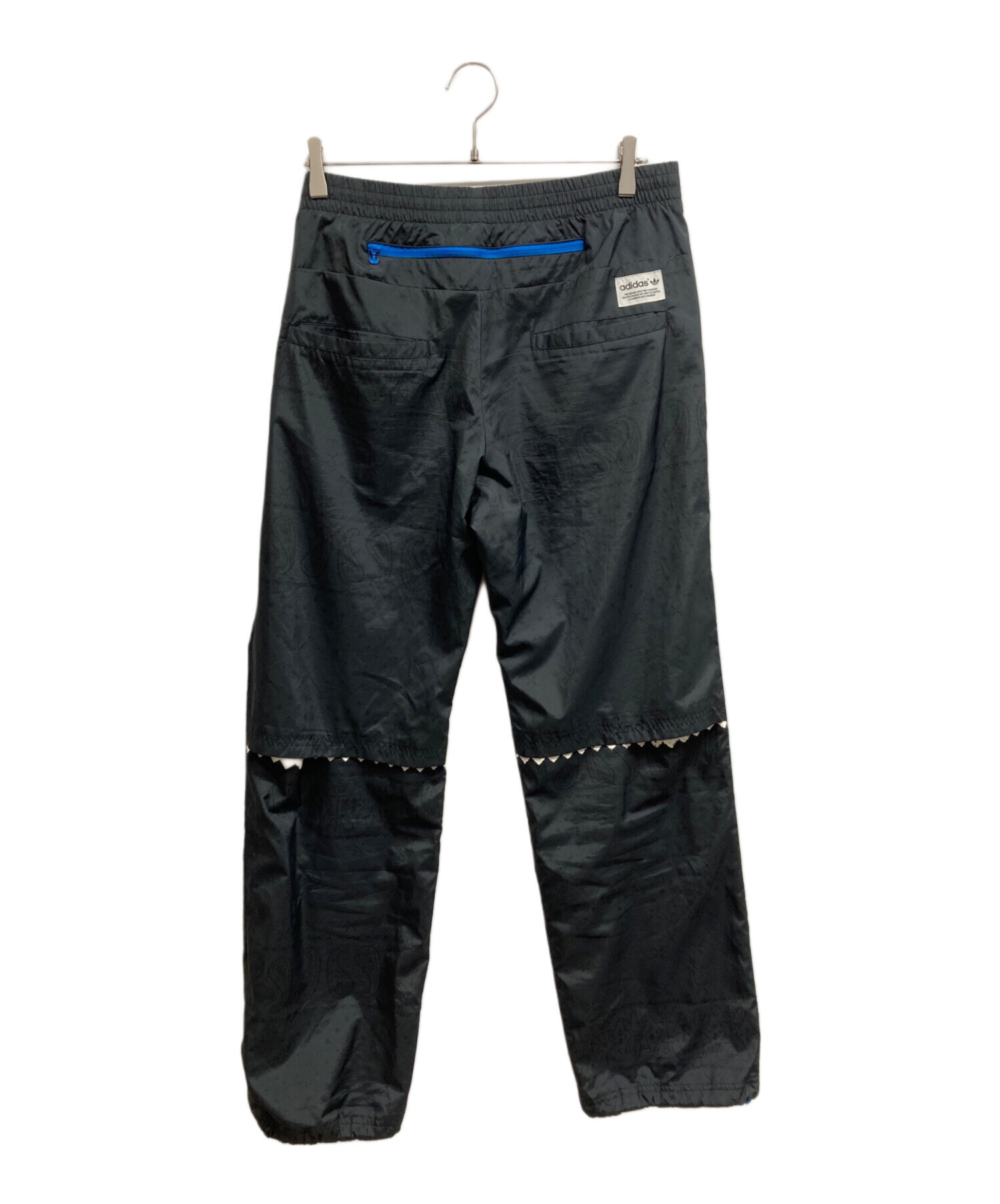 中古・古着通販】adidas (アディダス) ペイズリー柄パンツ ブラック
