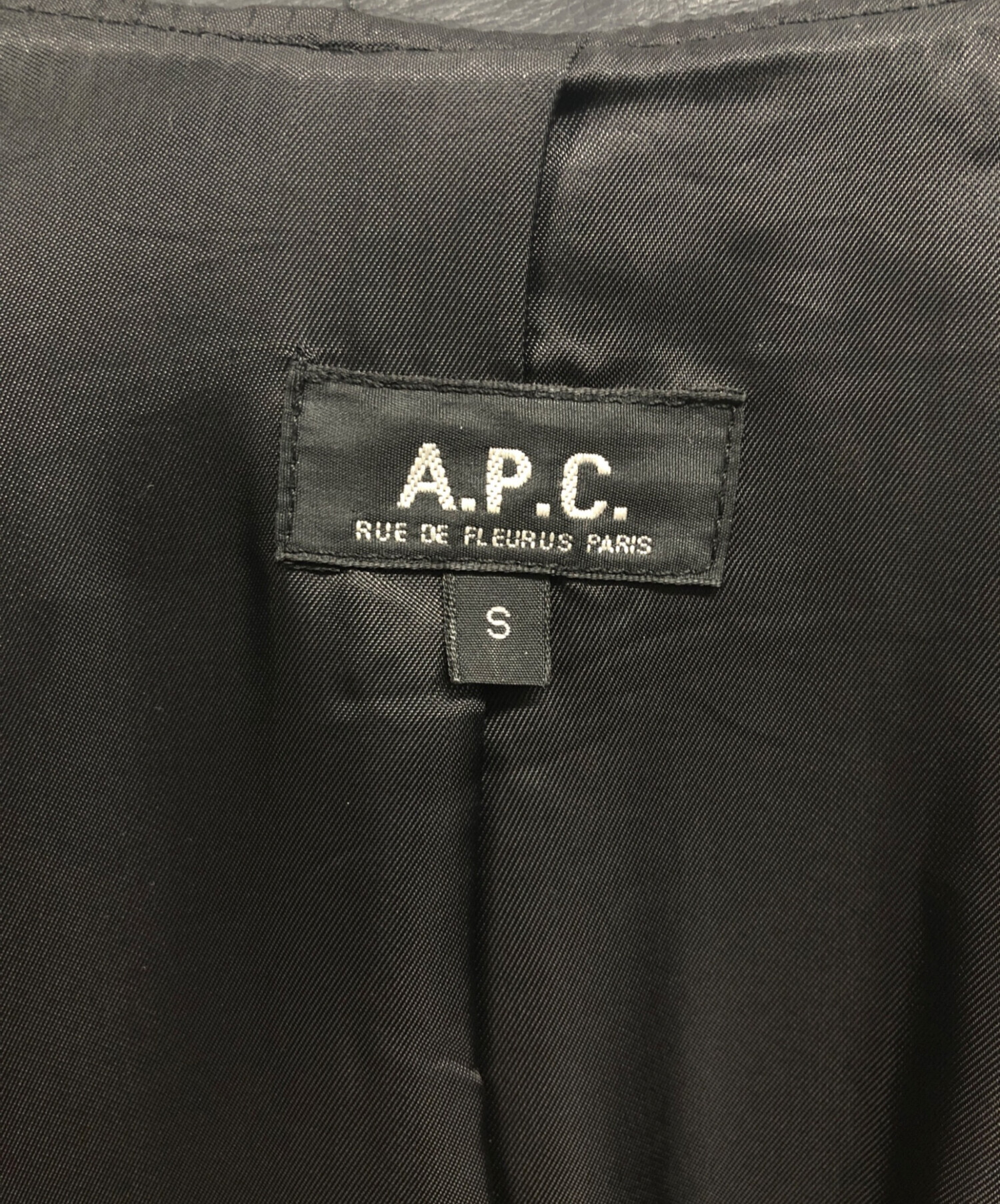 中古・古着通販】A.P.C. (アーペーセー) シングルライダースジャケット 中古・古着通販】A.P.C. (アーペーセー) シングルライダースジャケット