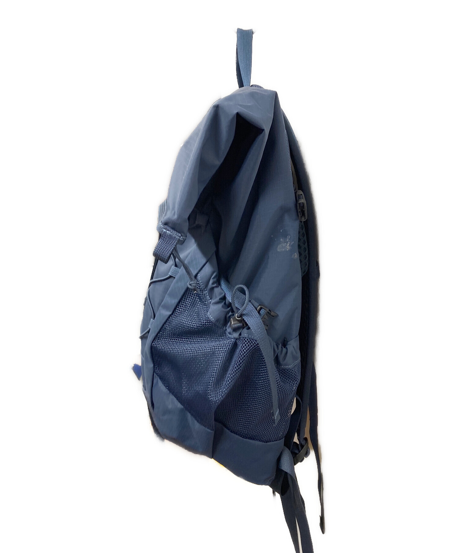 中古・古着通販】FJALLRAVEN (フェールラーベン) Abisko Hike Foldsack 