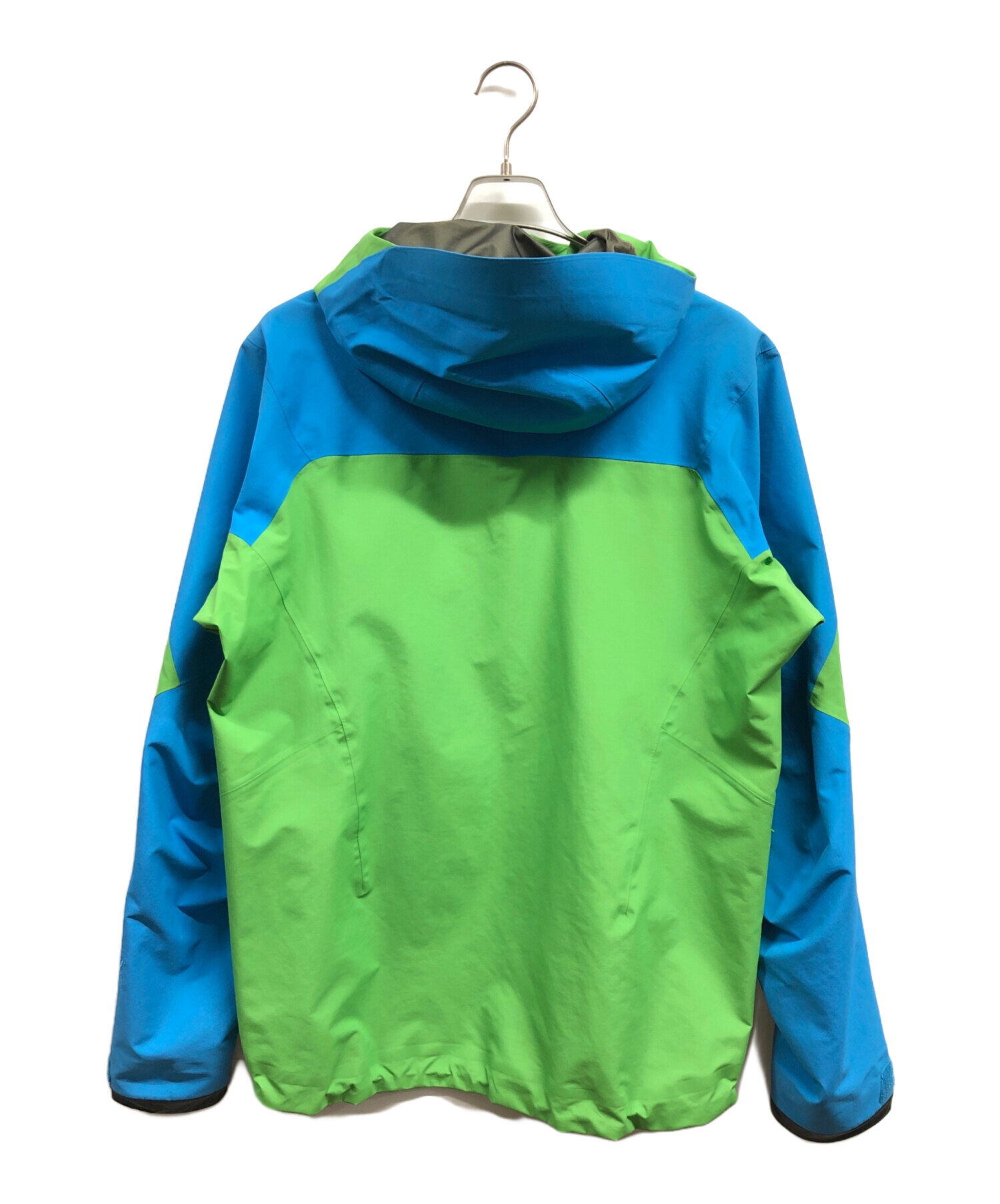 新品未使用 パタゴニア パタゴニア]ブラックホール・ミニ・MLC 30L / patagonia（パタゴニア