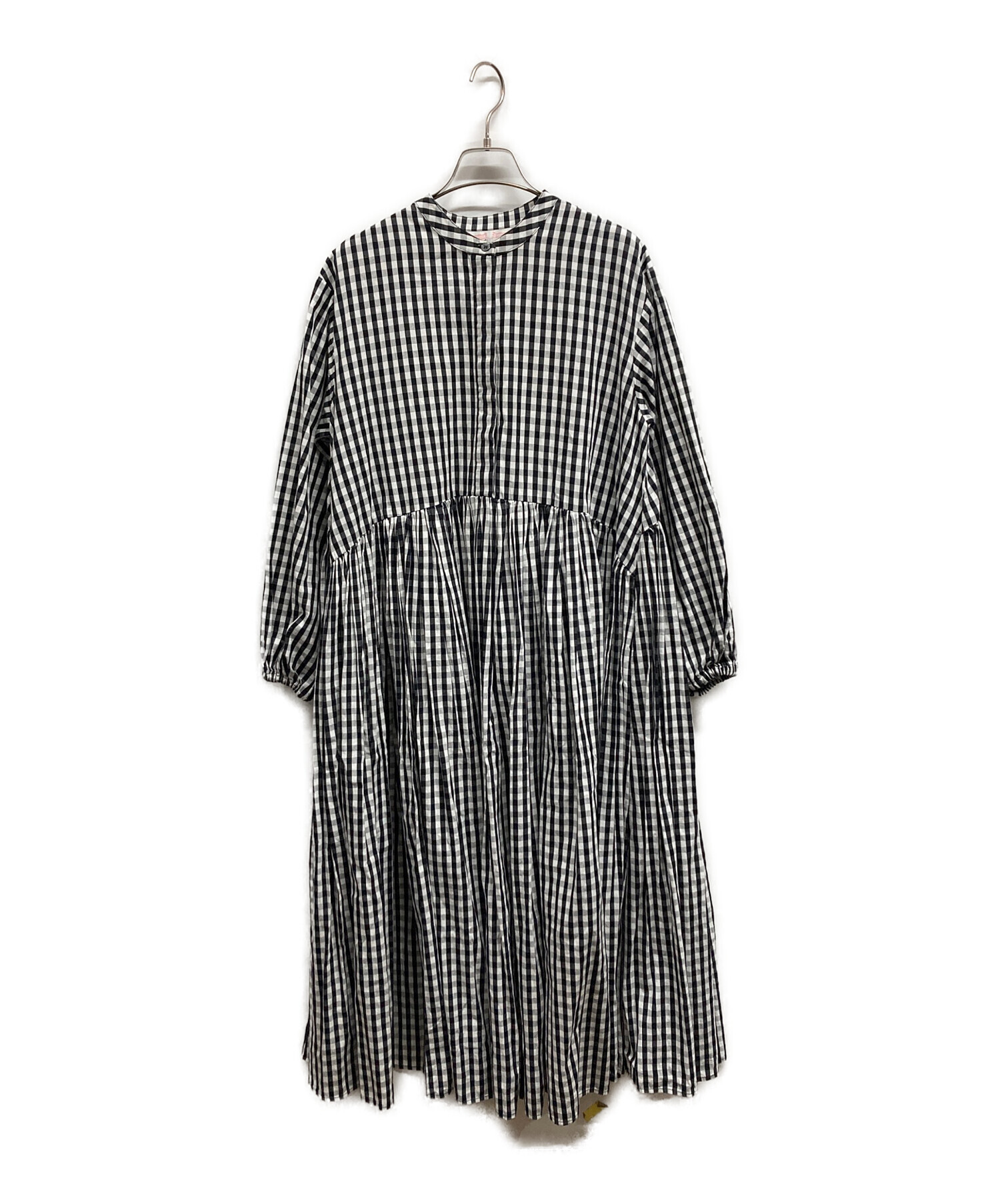 中古・古着通販】BEARDSLEY (ビアズリー) ギャザーワンピース ブラック