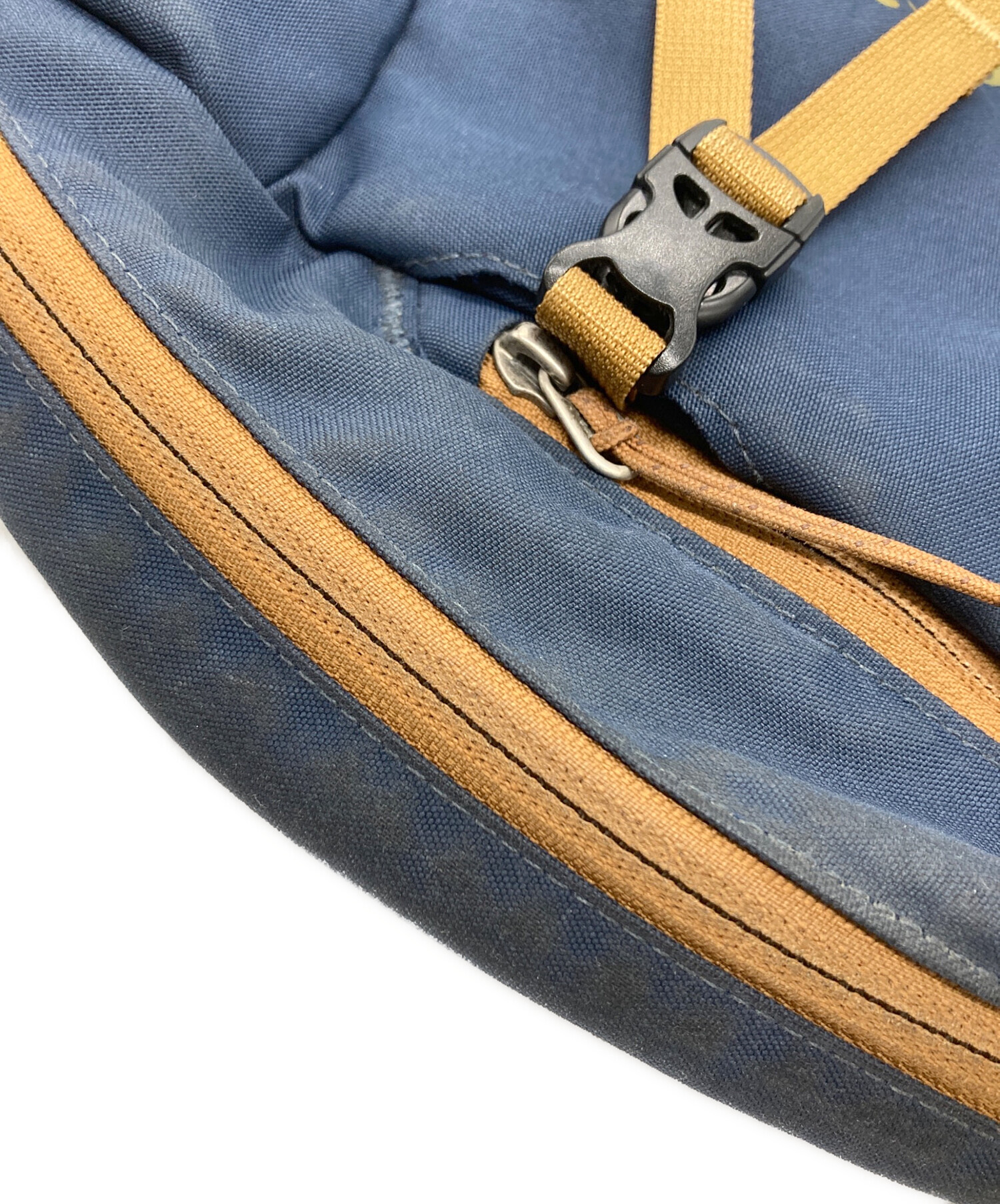 中古・古着通販】Patagonia (パタゴニア) アトムスリング 8Lバッグ