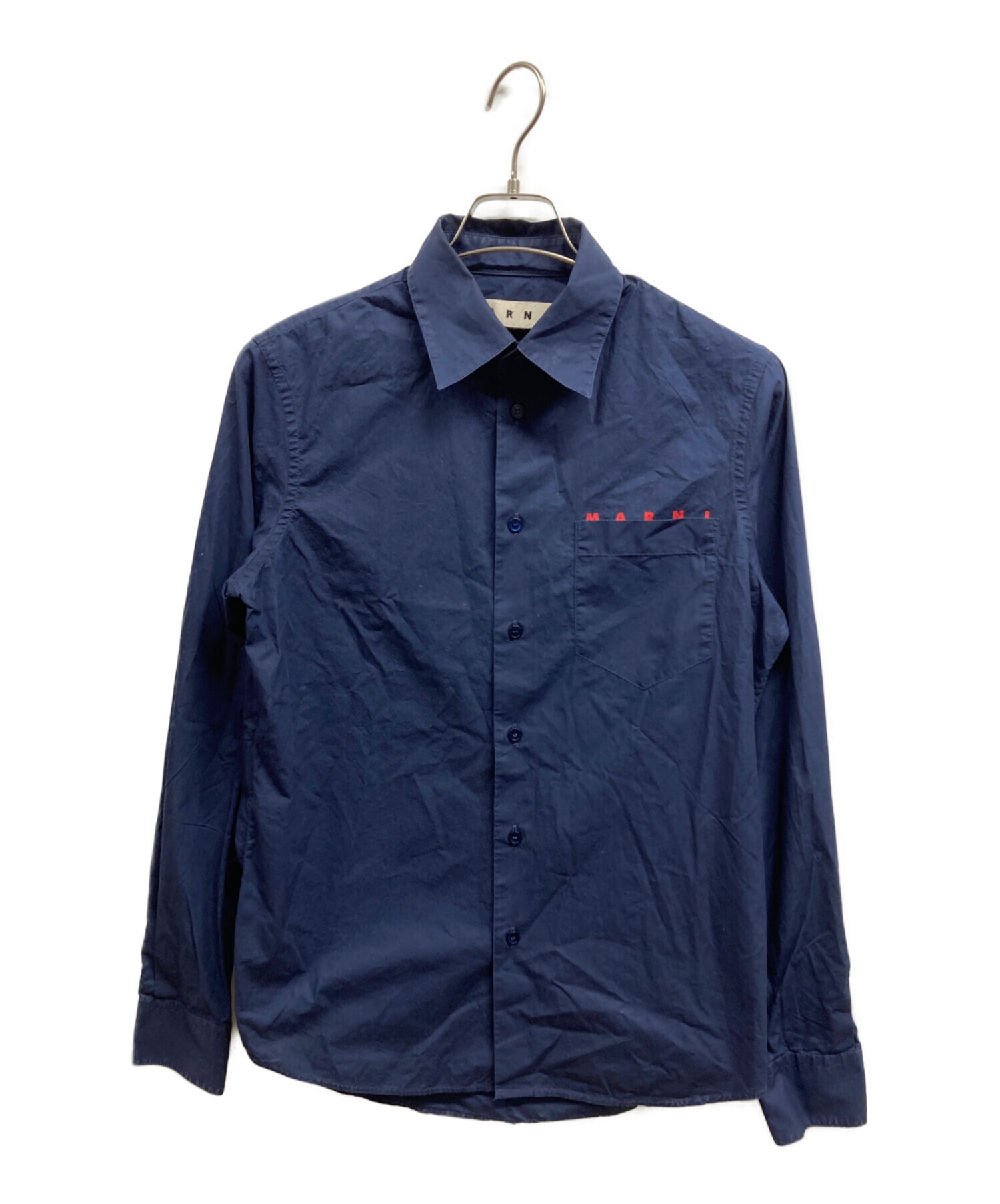MARNI マルニ カジュアルシャツ 38(S位) 紺 【古着】【中古】 中古・古着通販】MARNI (マルニ) ロゴプリントシャツ ネイビー サイズ