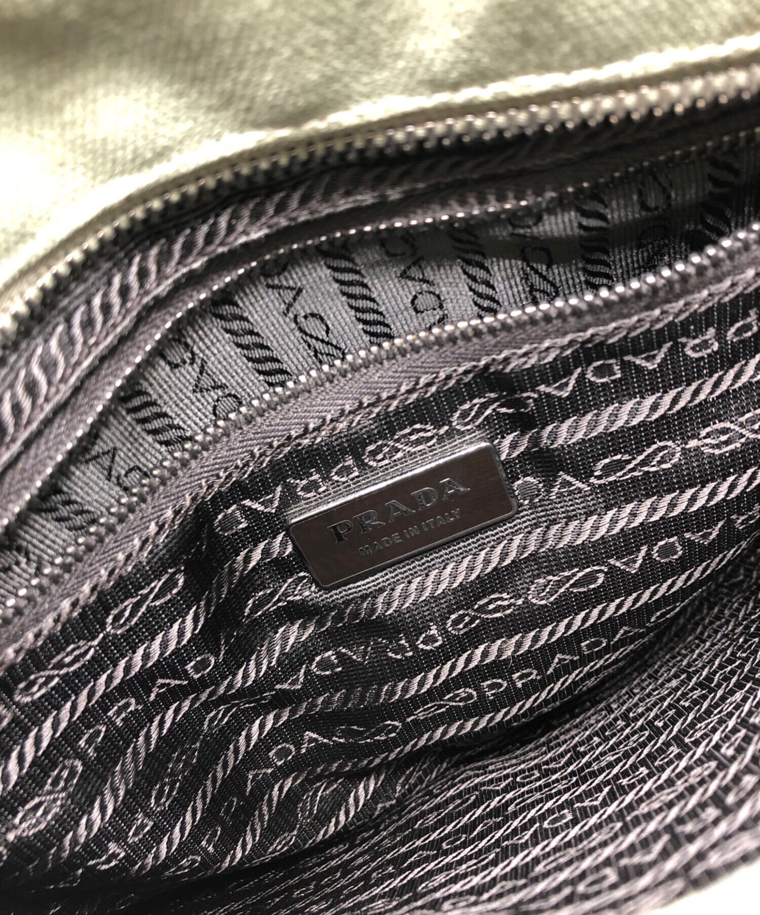 中古・古着通販】PRADA (プラダ) 三角プレートキャンバストートバッグ