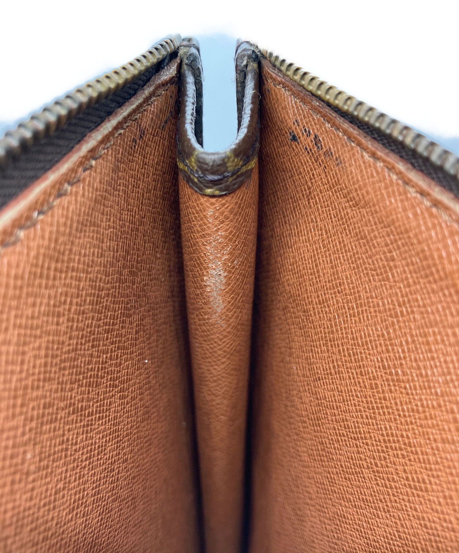 LOUIS VUITTON ルイヴィトン モノグラムクラッチバッグ 中古・古着通販】LOUIS VUITTON (ルイ ヴィトン) クラッチバッグ