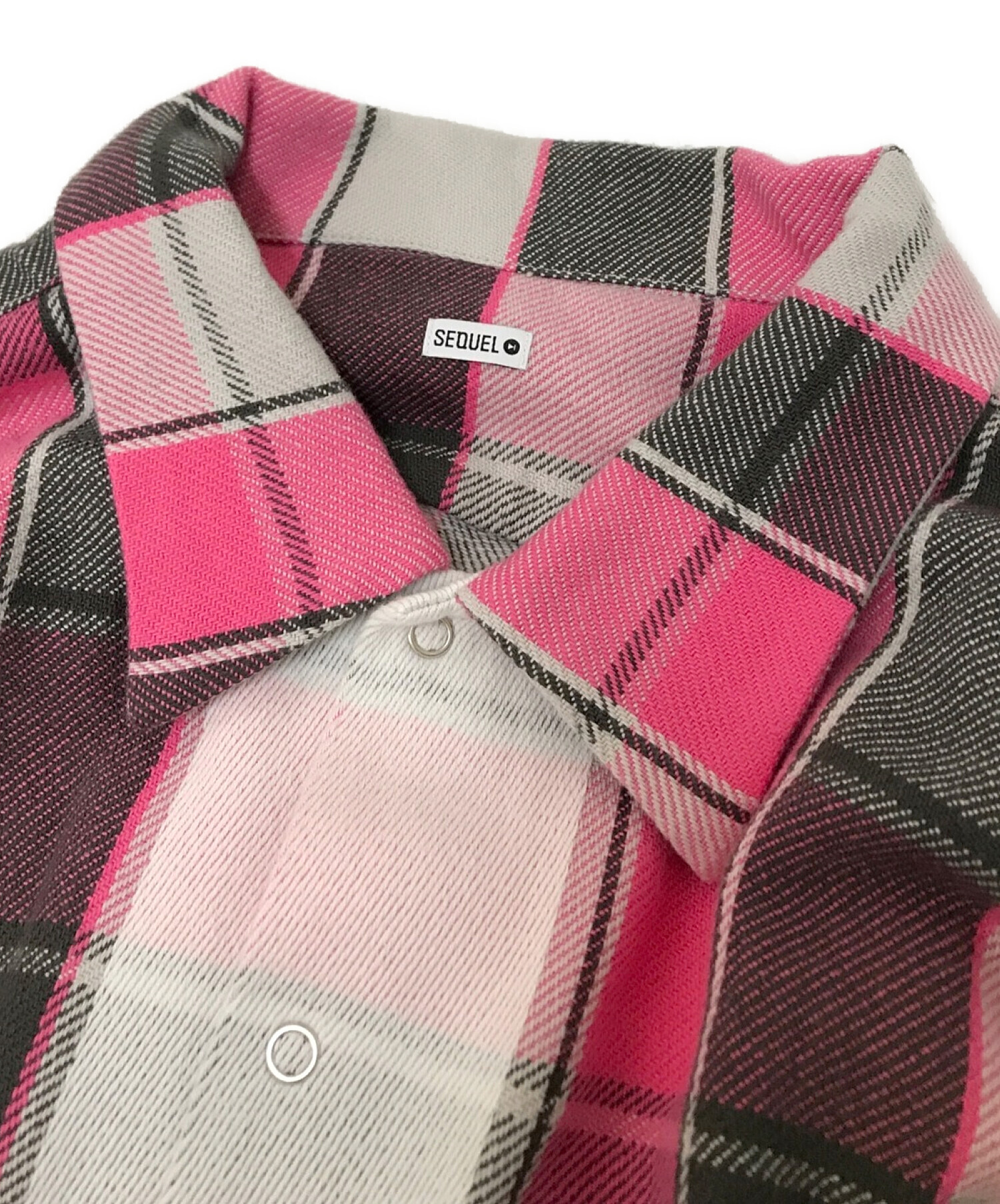 SEQUEL / ラインデザイン/長袖シャツ/S/コットン/PNK/無地/SQ-22AW-SH-03 中古・古着通販】SEQUEL (シークエル) LINE NEL CHECK SHIRT ピンク