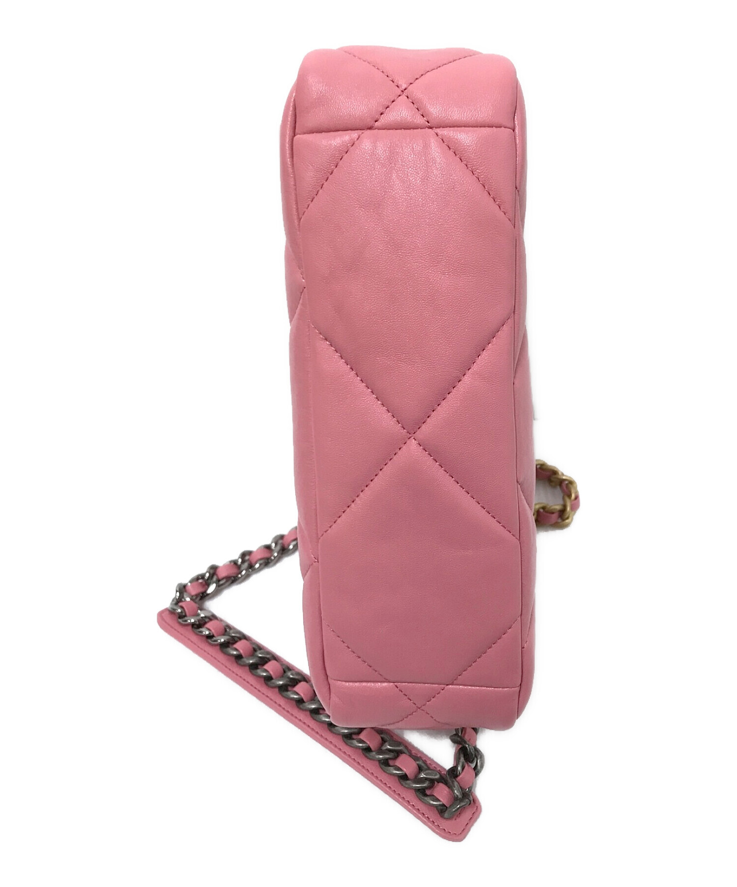 CHANEL バーガンディ キルティング ショルダーバッグ 中古・古着通販】CHANEL (シャネル) シャネル19 ココマーク マトラッセ