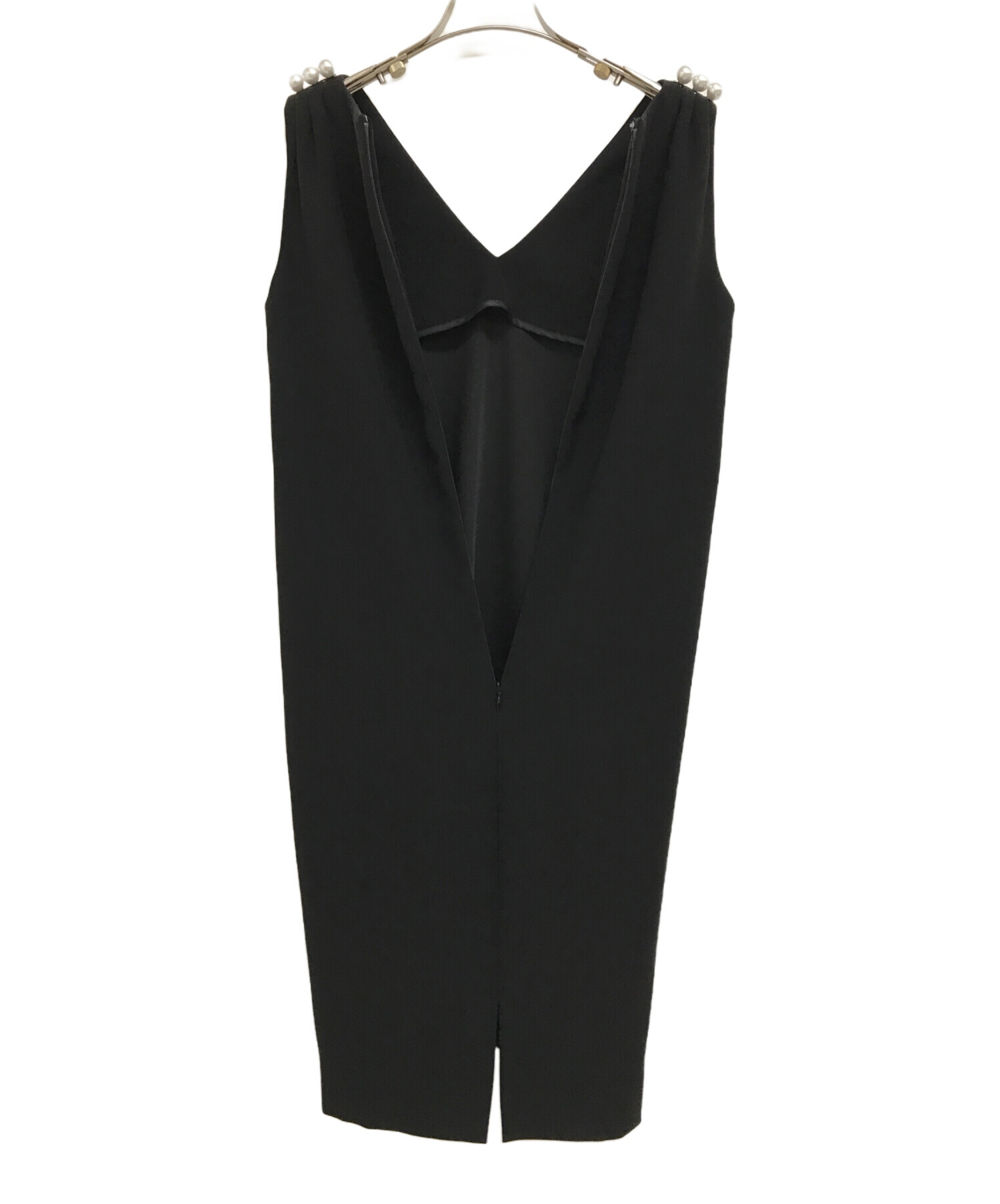 美品 YOKO CHAN ウエストパール付き ノースリーブ ワンピース 38 黒 楽天市場】美品 YOKO CHAN パール装飾 スリットネック