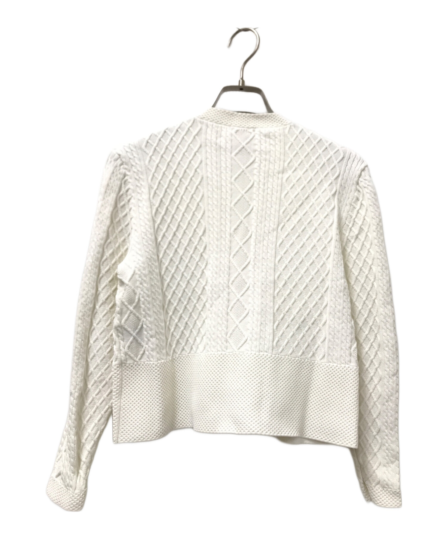 【美品】Sov. ソブ レーヨンナイロンダルケーブルニットジャケット 白 中古・古着通販】Sov. (ソブ) レーヨンナイロン ダルケーブル ニット
