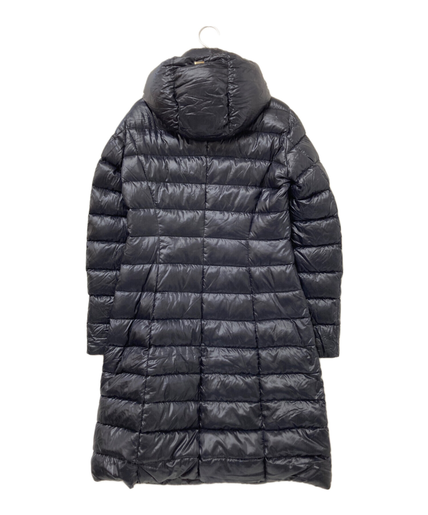 HERNO ノーカラーダウンジャケット ネイビー 42 ヘルノのサイズ感