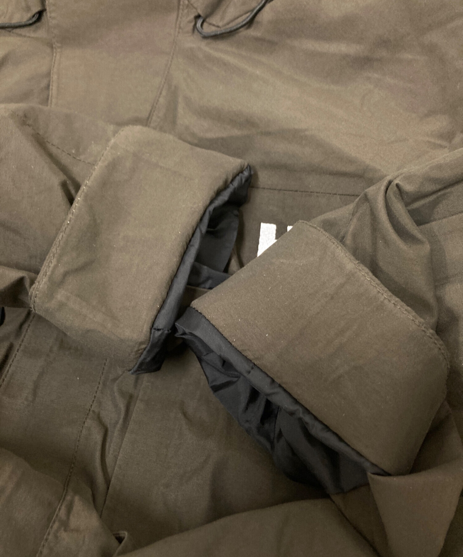 中古・古着通販】HELLY HANSEN (ヘリーハンセン) マウンテンパーカー 中古・古着通販】HELLY HANSEN (ヘリーハンセン) マウンテンパーカー