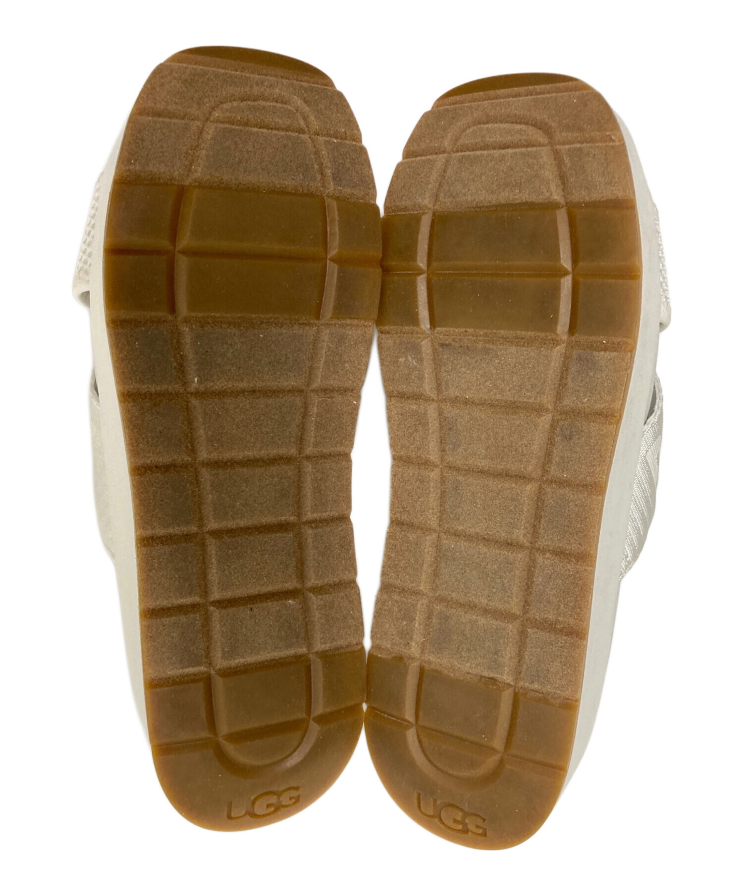 中古・古着通販】UGG (アグ) サンダル ホワイト サイズ:24.0cm