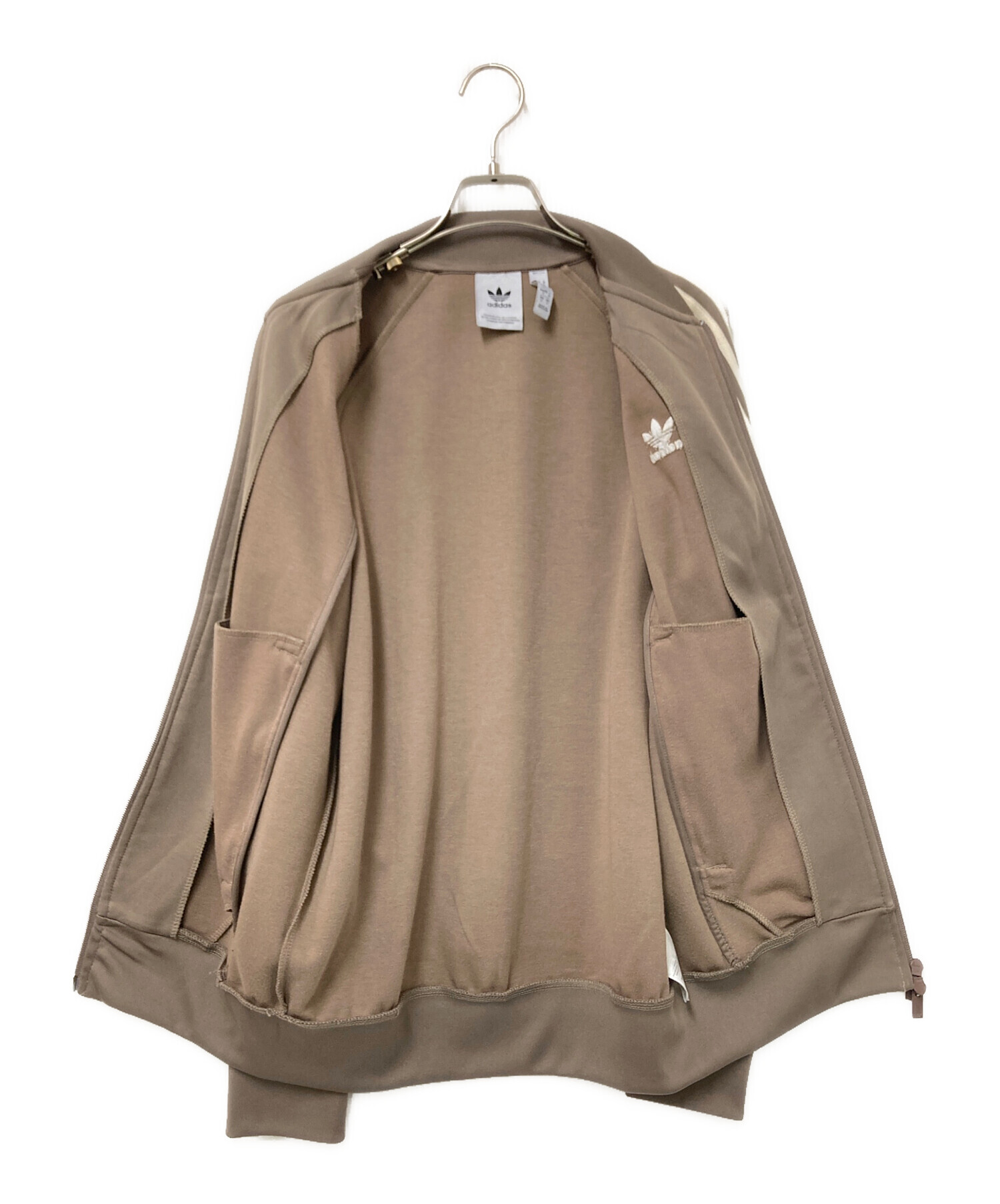 【新品】トラック ジャケット Ｓサイズ アディダス　ベージュ　ブラウン 中古・古着通販】adidas (アディダス) アディカラー クラシックス SST