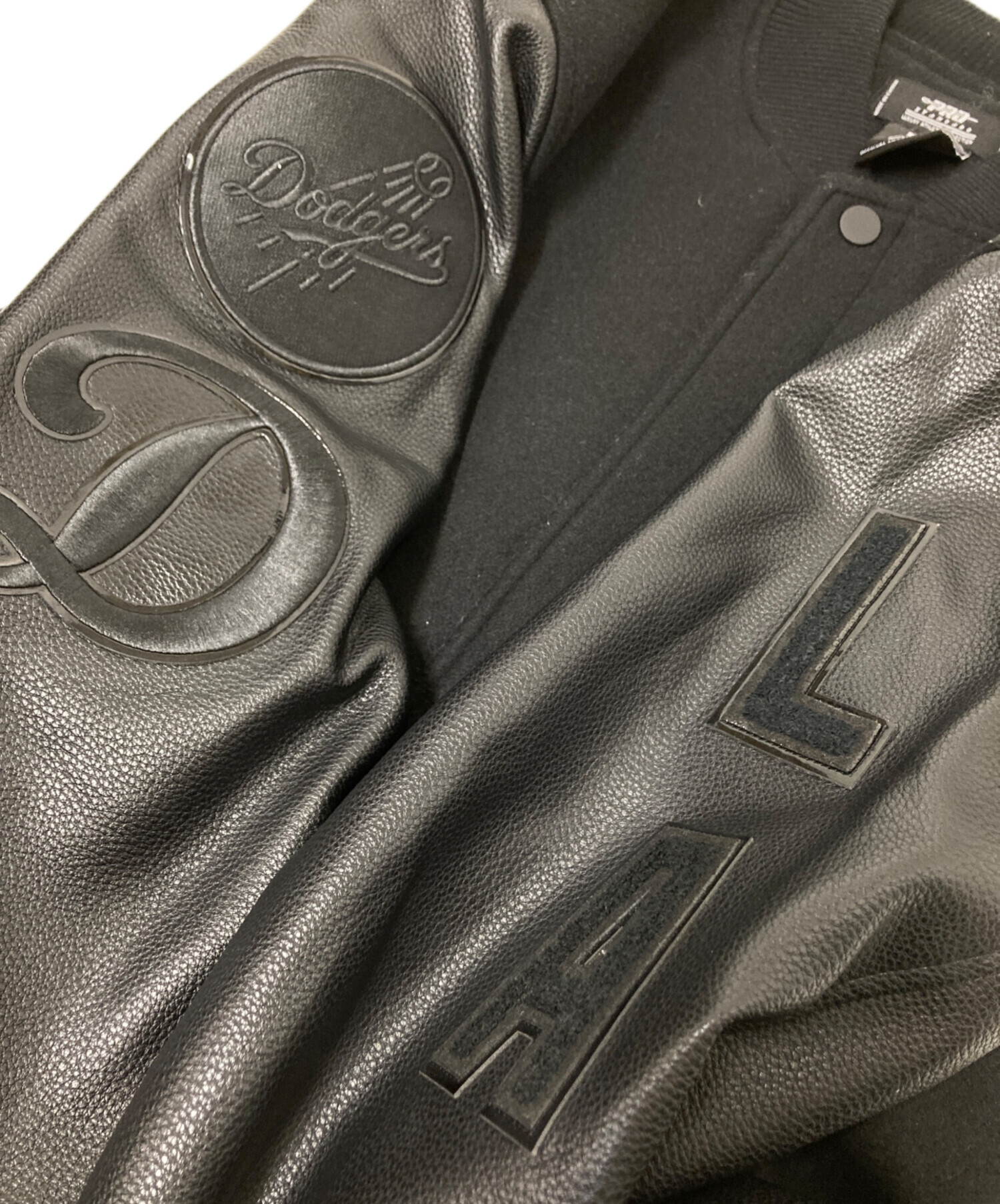中古・古着通販】MLB (エムエルビー) 切替レザースタジャン ブラック