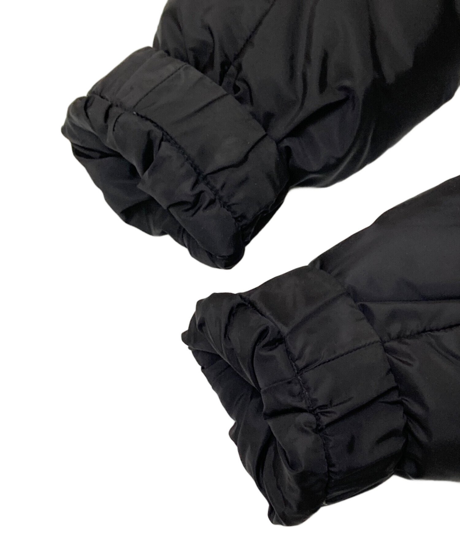 中古・古着通販】PRADA (プラダ) プレート付きダウンジャケット