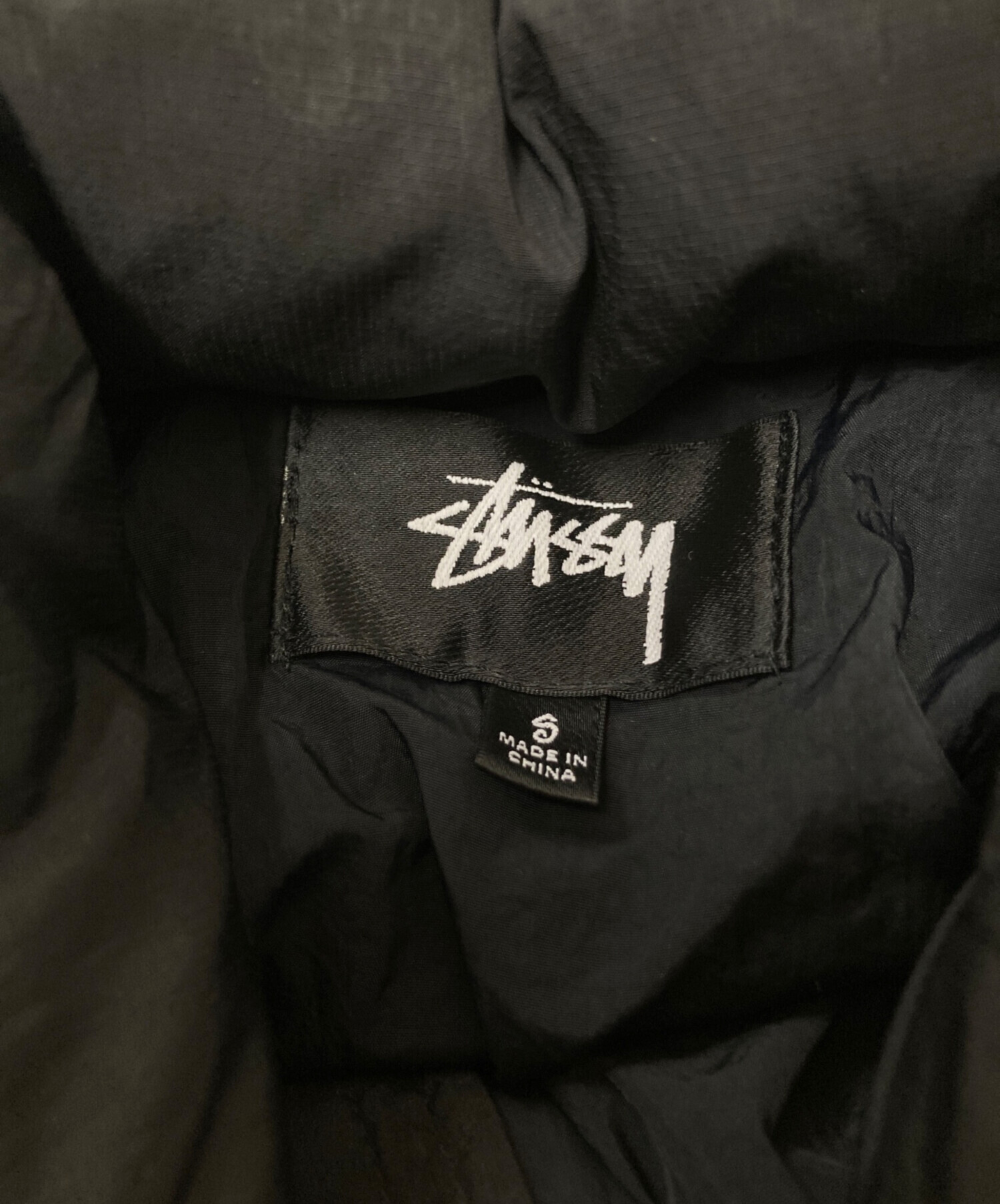 中古・古着通販】stussy (ステューシー) ダウンジャケット ブラック